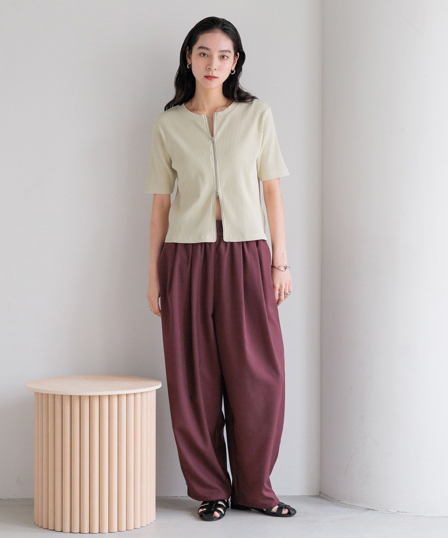 LOWRYS FARM「イージーワイドコクーンパンツ」|チノ|