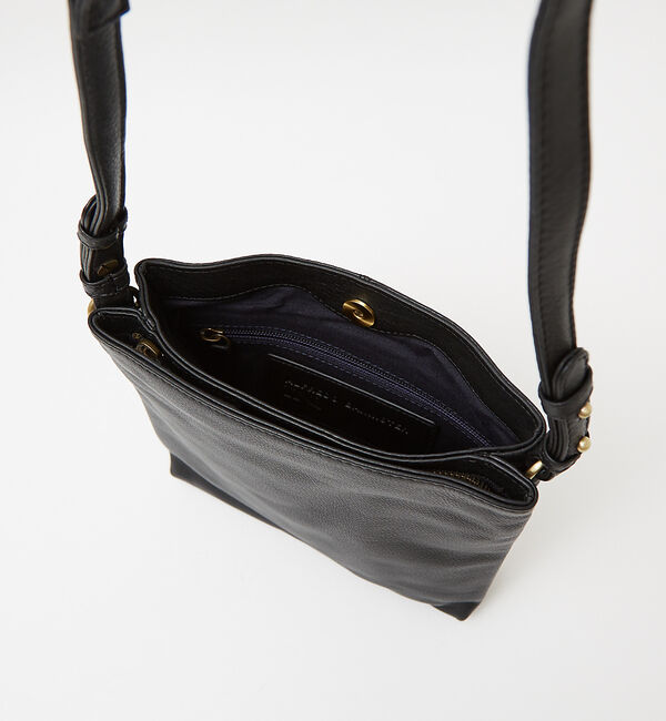 alfredoBANNISTER「レザーミニバッグ」|ショルダー・メッセンジャー|