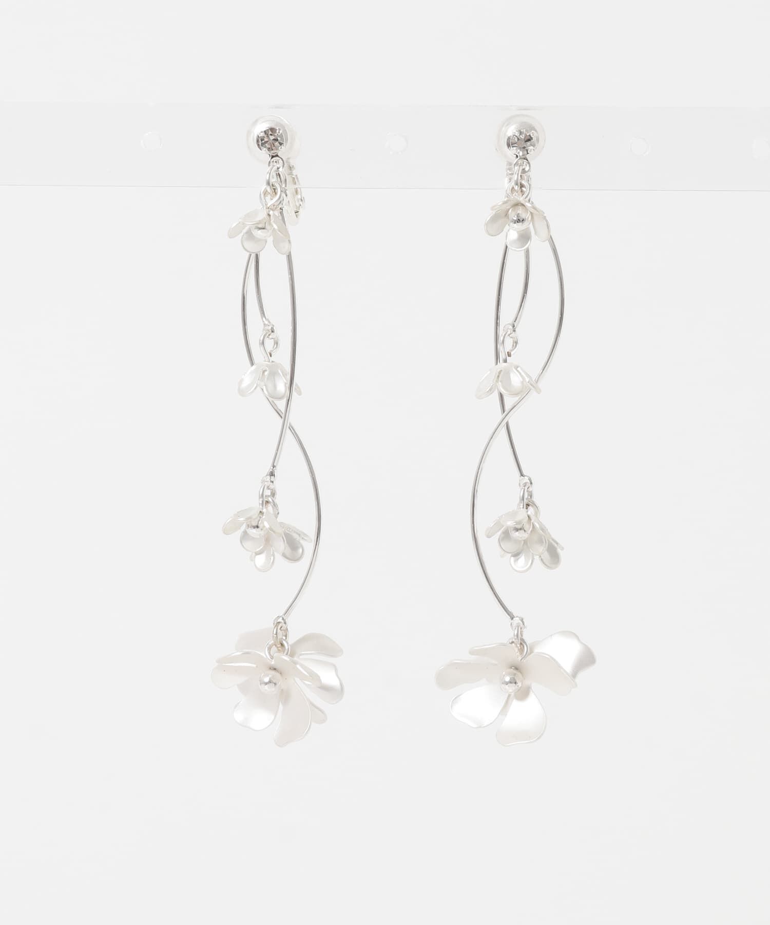 SMELLY「ランダムフラワーカーブイヤリング」|イヤリング|