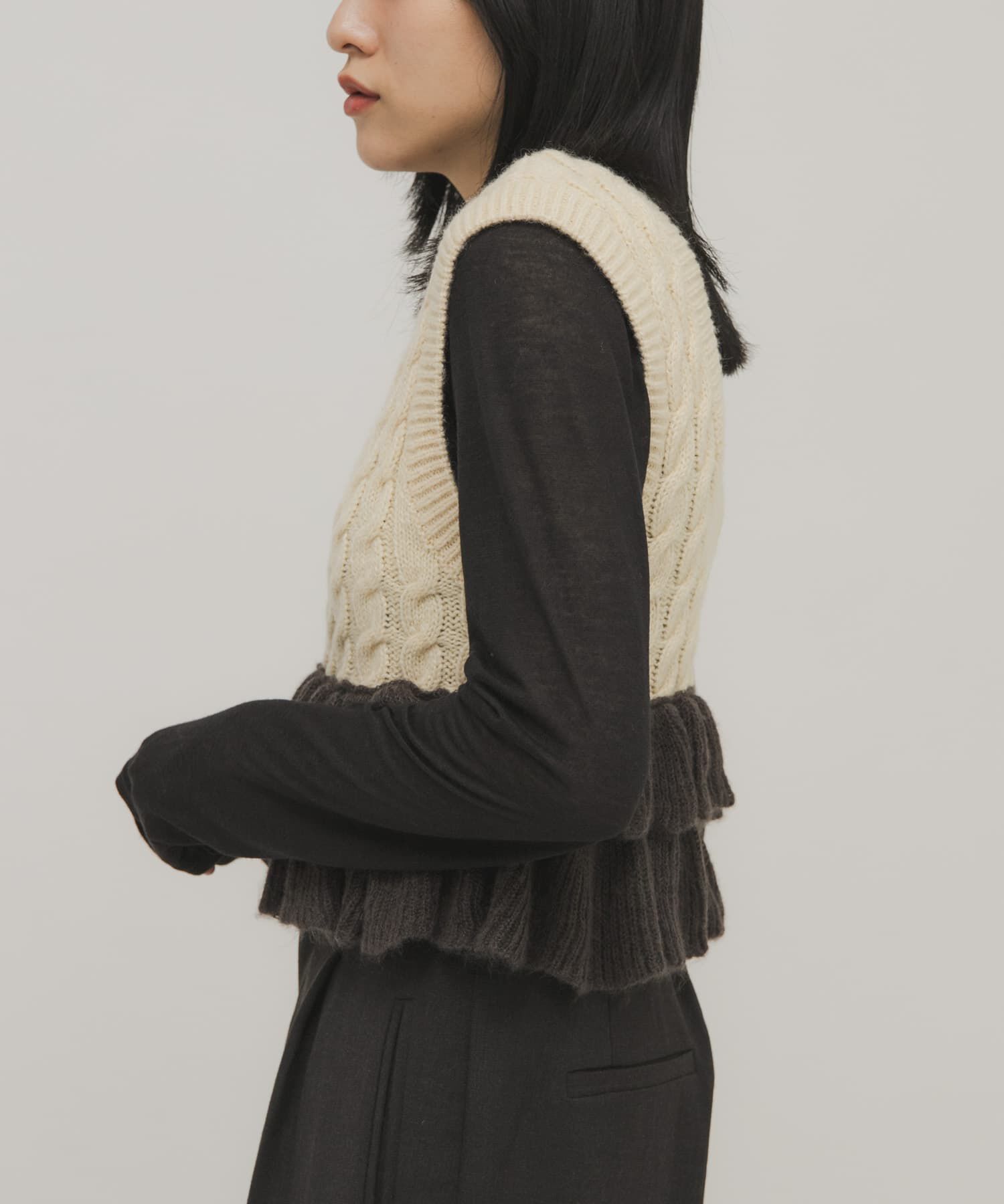  「2WAYフリルニットベスト」|ニット・セーター|