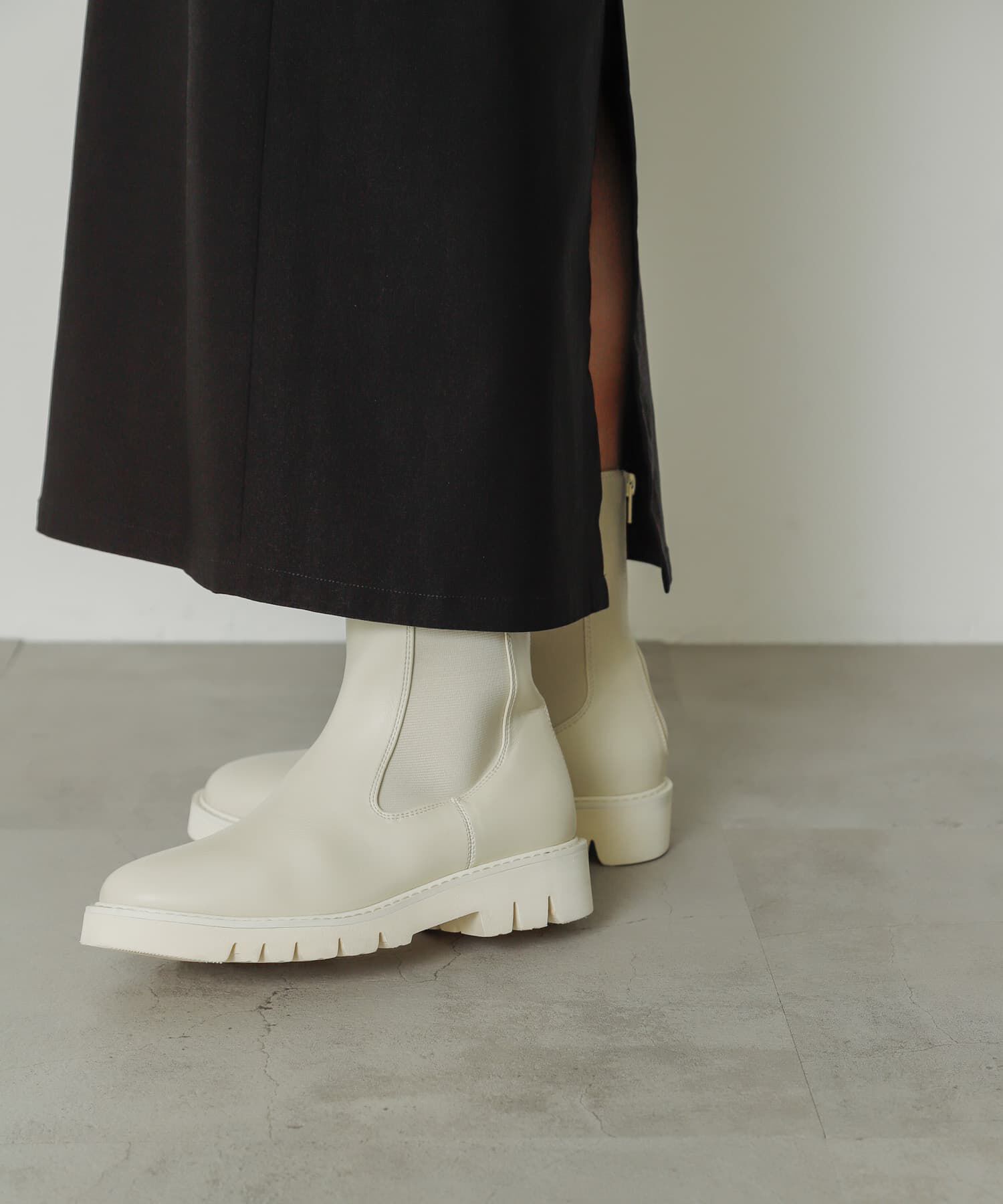 SENSE OF PLACE by URBAN RESEARCH「『軽量ソール採用』トラックソールサイドゴアブーツ」|ショートブーツ|