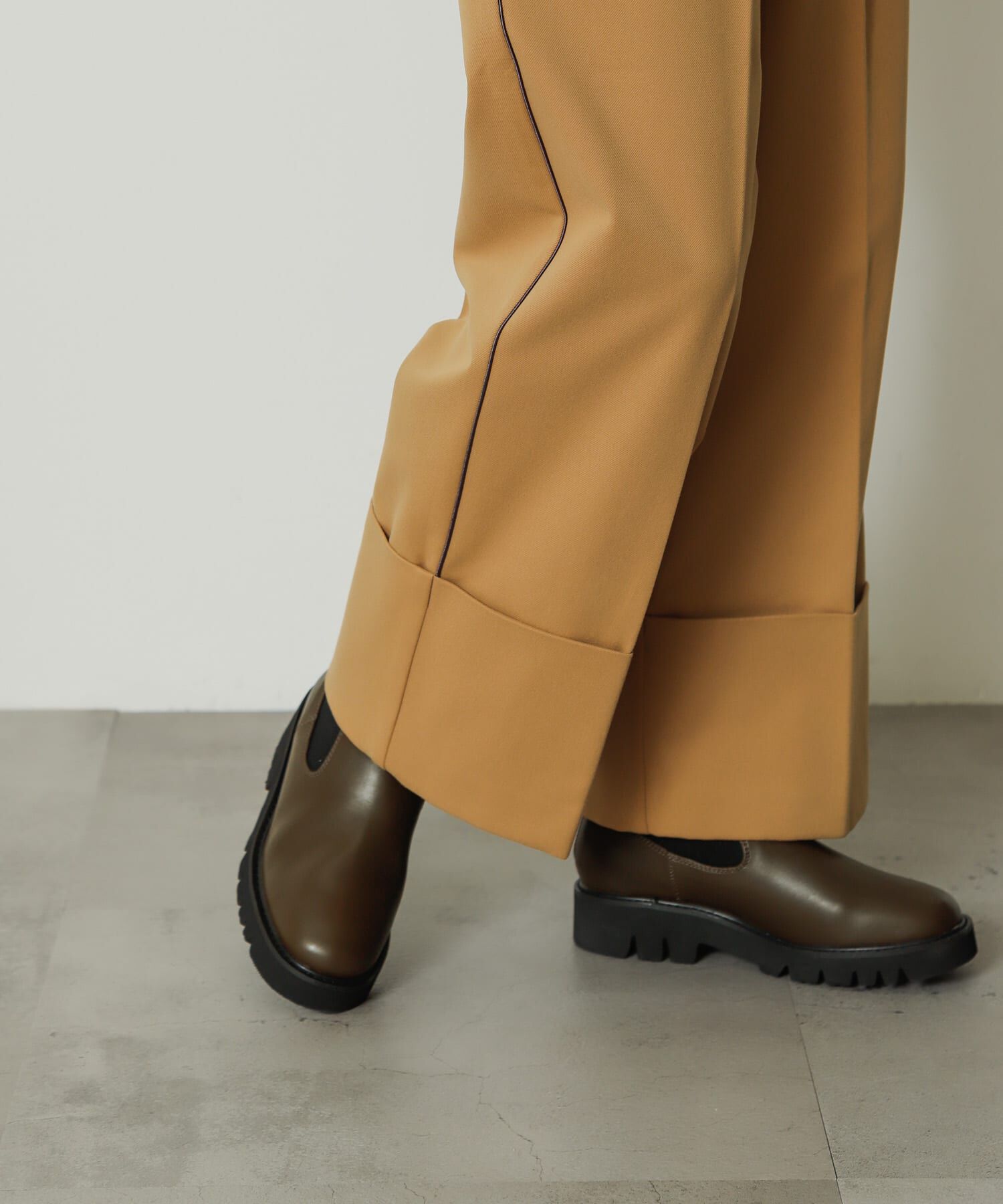 SENSE OF PLACE by URBAN RESEARCH「『軽量ソール採用』トラックソールサイドゴアブーツ」|ショートブーツ|