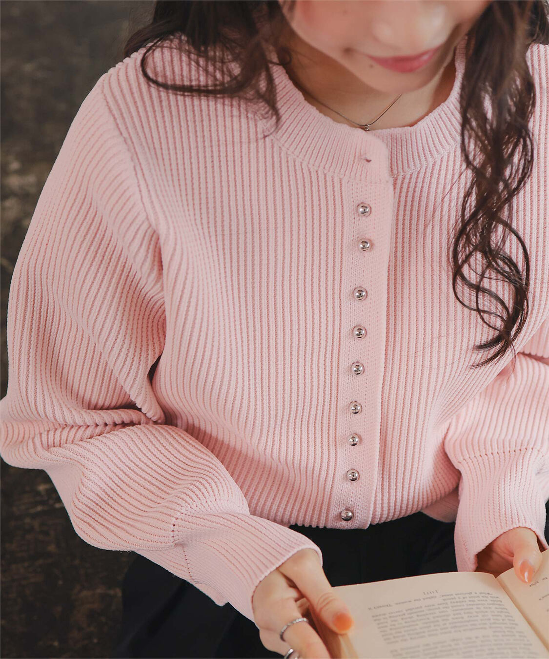 titivate「ミニシルバー釦デザインニットカーディガン」|ニット・セーター|