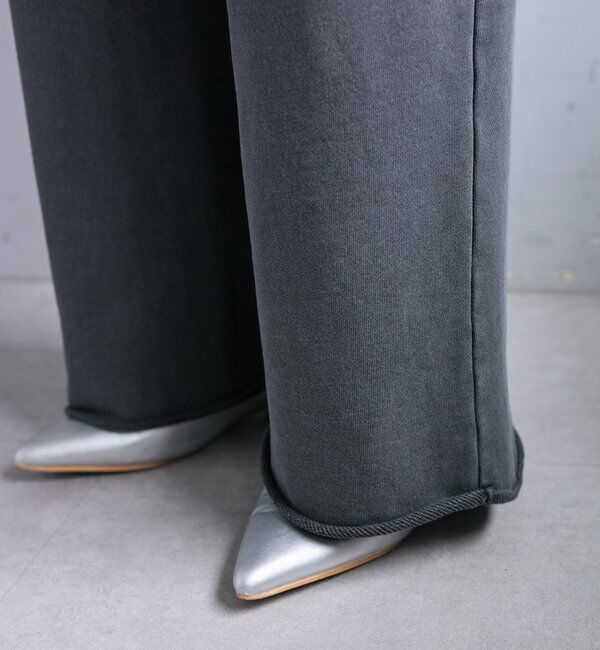  「ピグメント裏毛スウェットフレアパンツ」|その他|