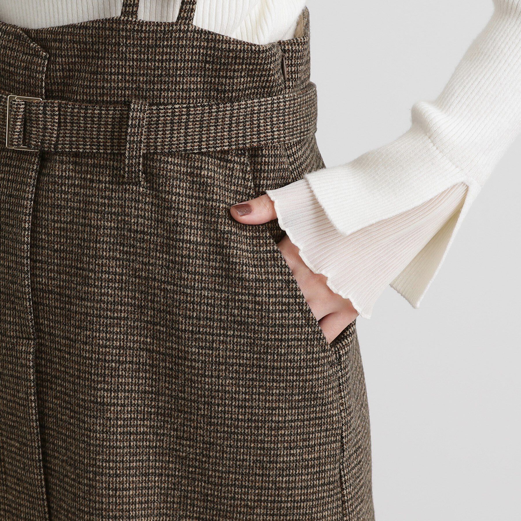 grove「起毛ジャージーナローストラップ付きスカート」|ジャンパースカート|