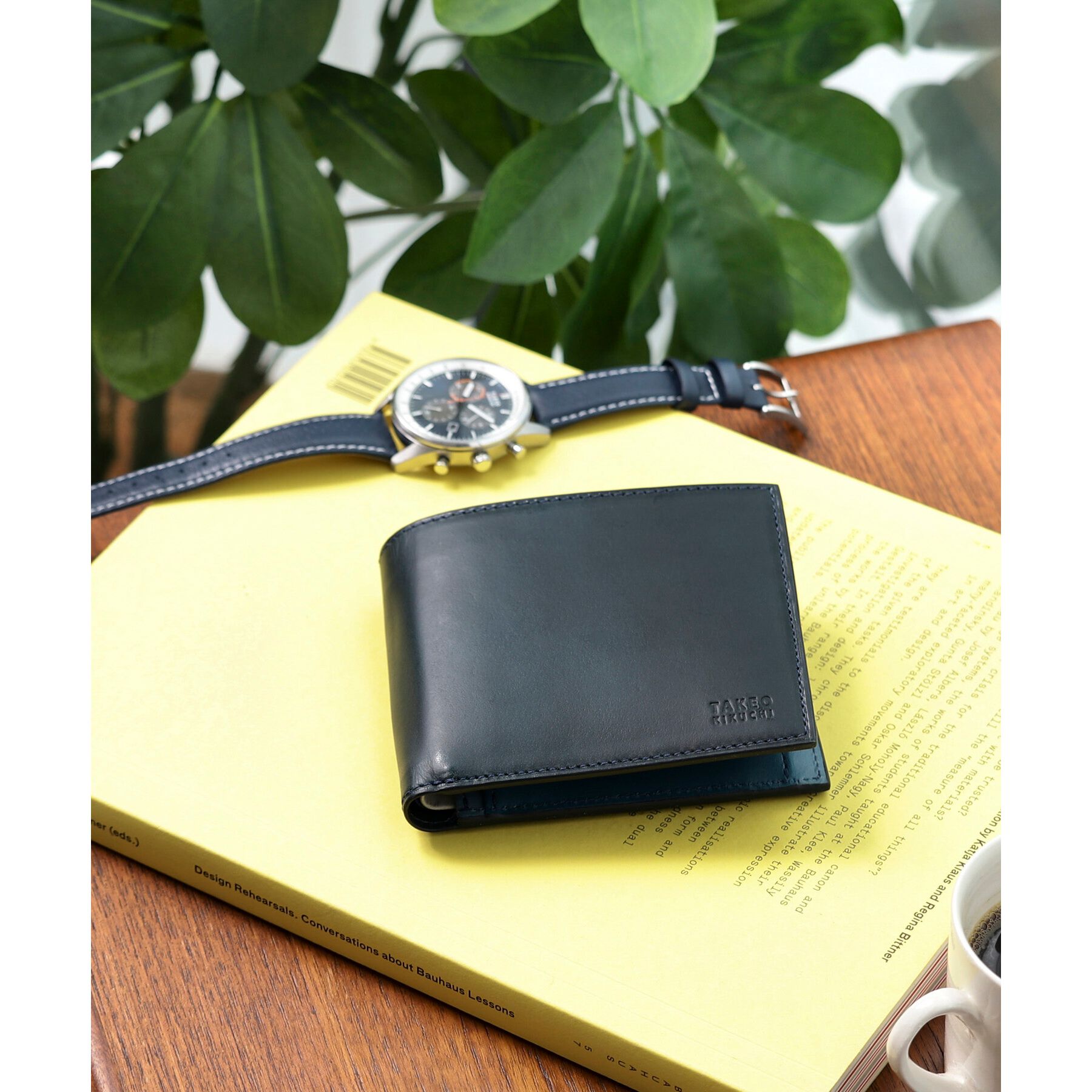 TAKEO KIKUCHI「アンティーク調レザー 2つ折り財布」|財布|