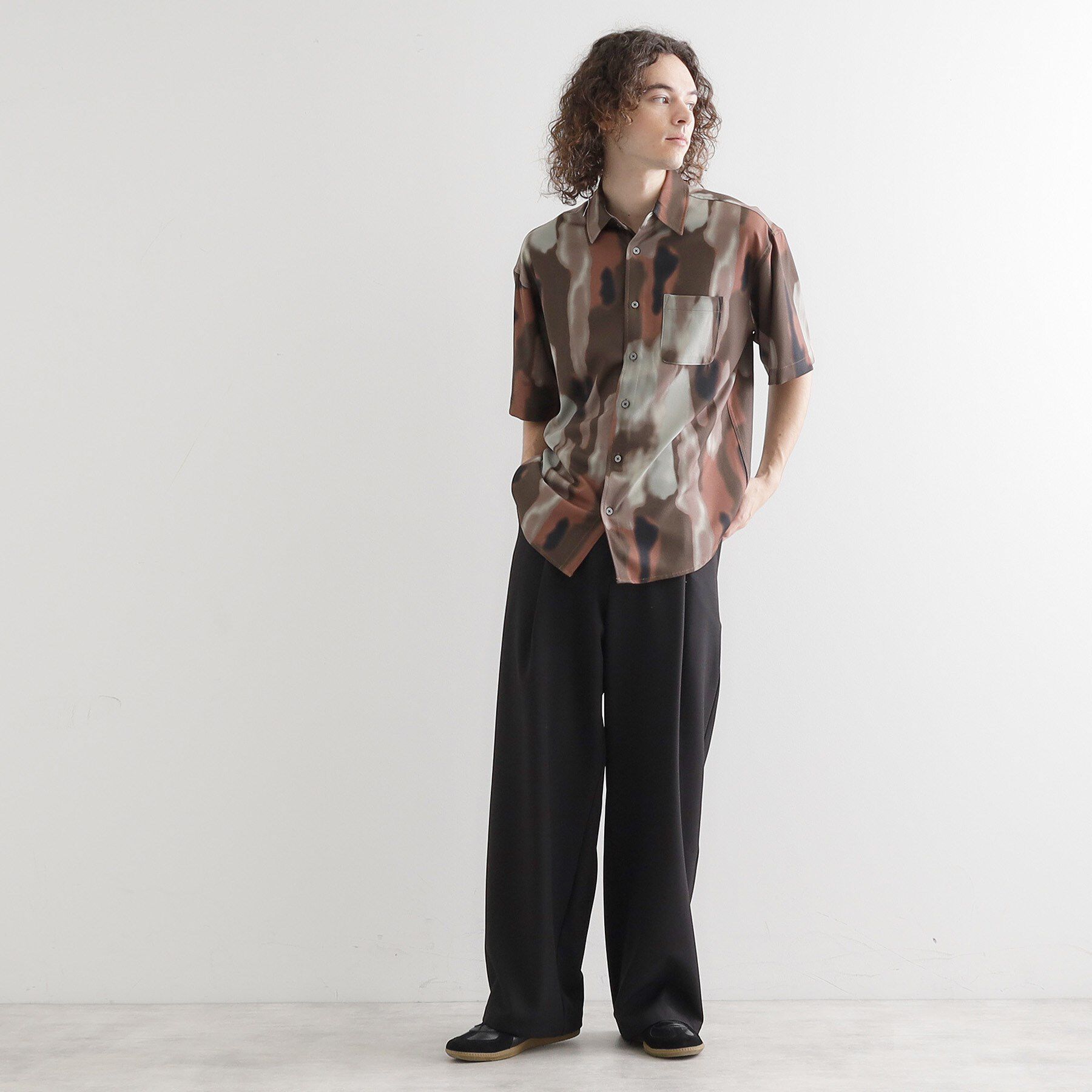 tk.TAKEO KIKUCHI「梨地ボカシプリントシャツ」|シャツ・ブラウス|