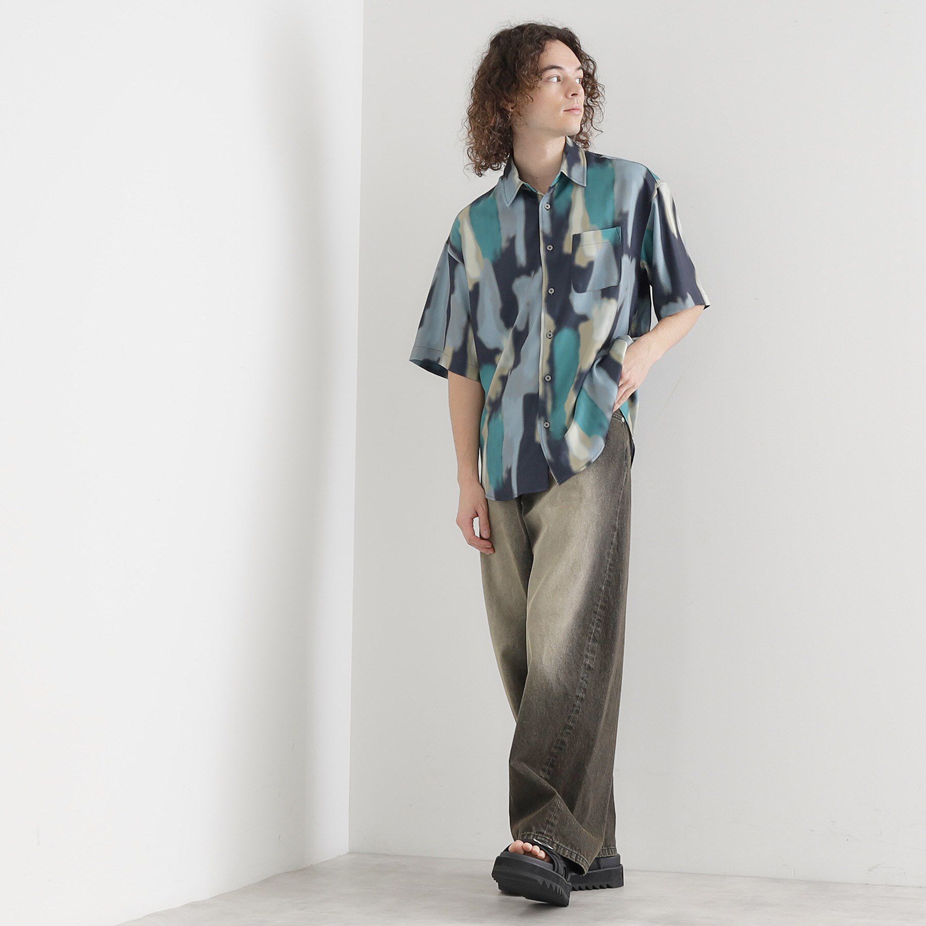 tk.TAKEO KIKUCHI「梨地ボカシプリントシャツ」|シャツ・ブラウス|