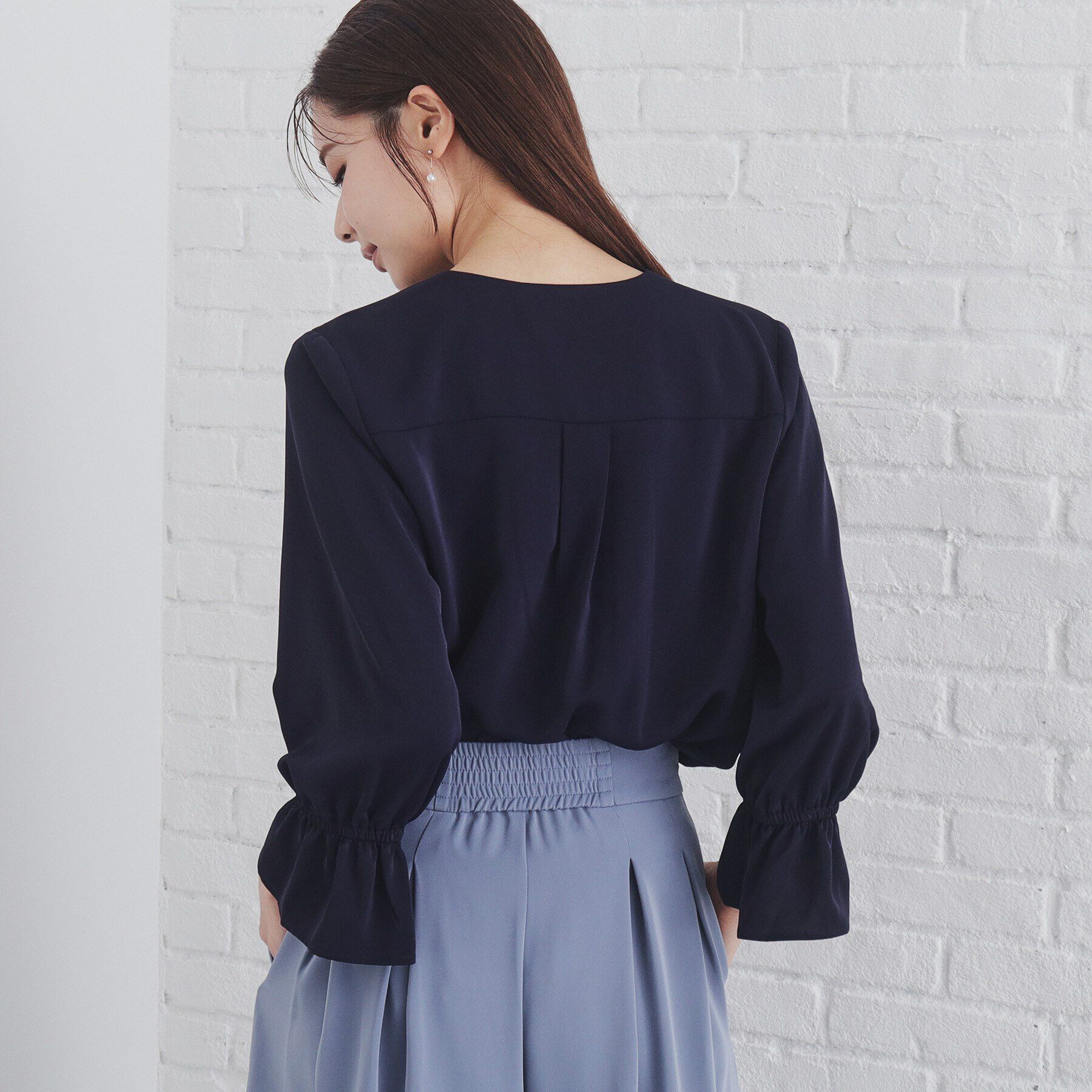 index「タックネックパール調ブラウス【洗濯機洗い可/ストレッチ/イージーアイロン】」|シャツ・ブラウス|