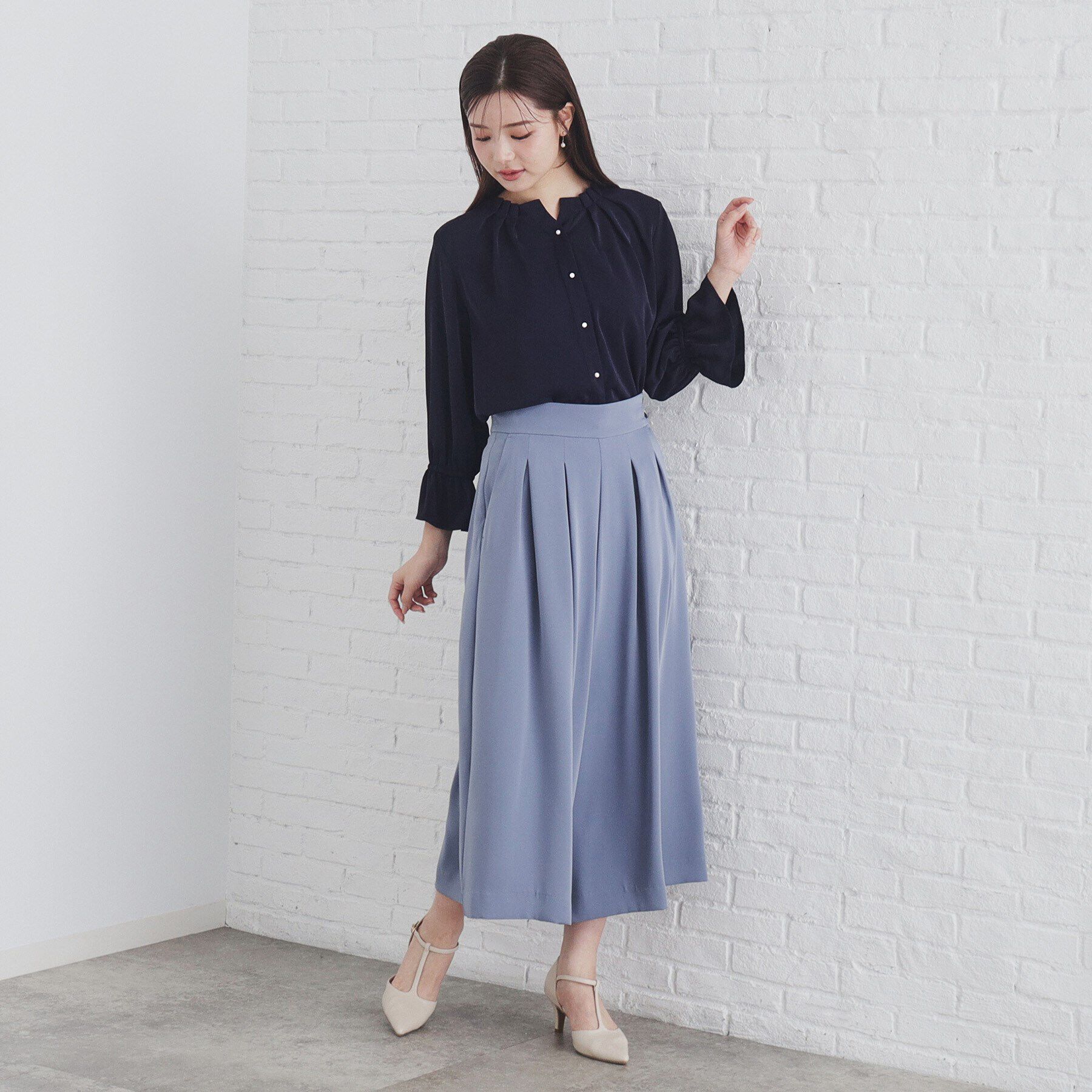 index「タックネックパール調ブラウス【洗濯機洗い可/ストレッチ/イージーアイロン】」|シャツ・ブラウス|