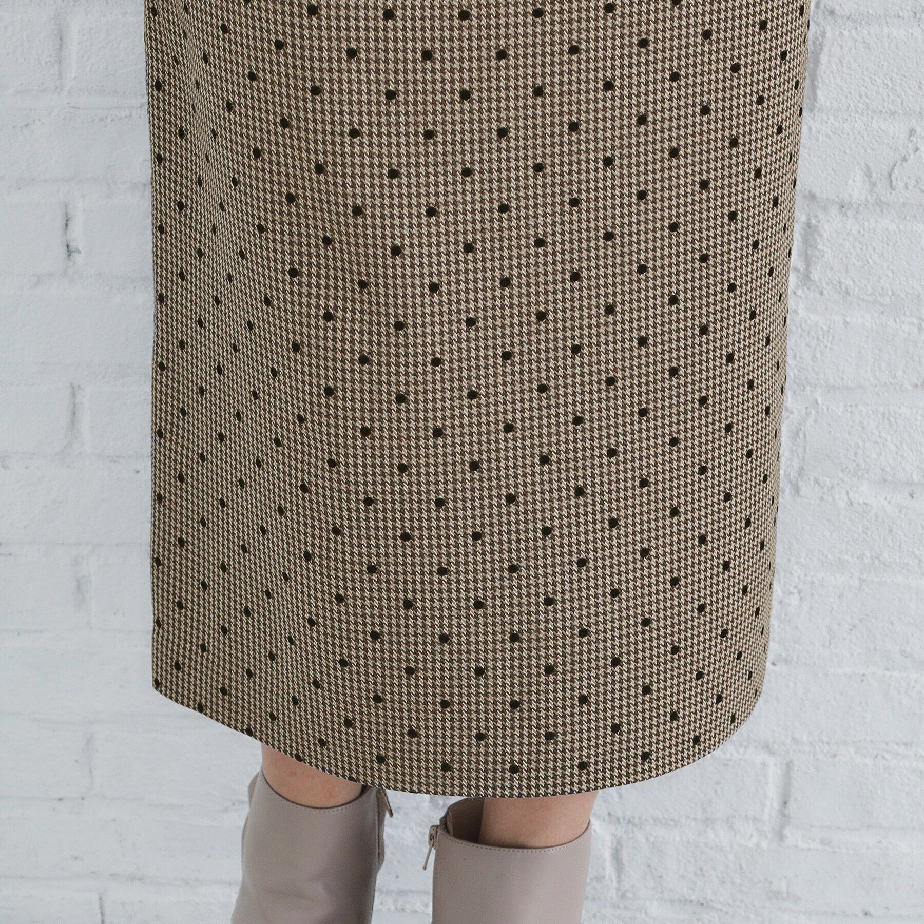 index「千鳥フロッキードットタイトスカート【洗濯機洗い可】」|スカート|