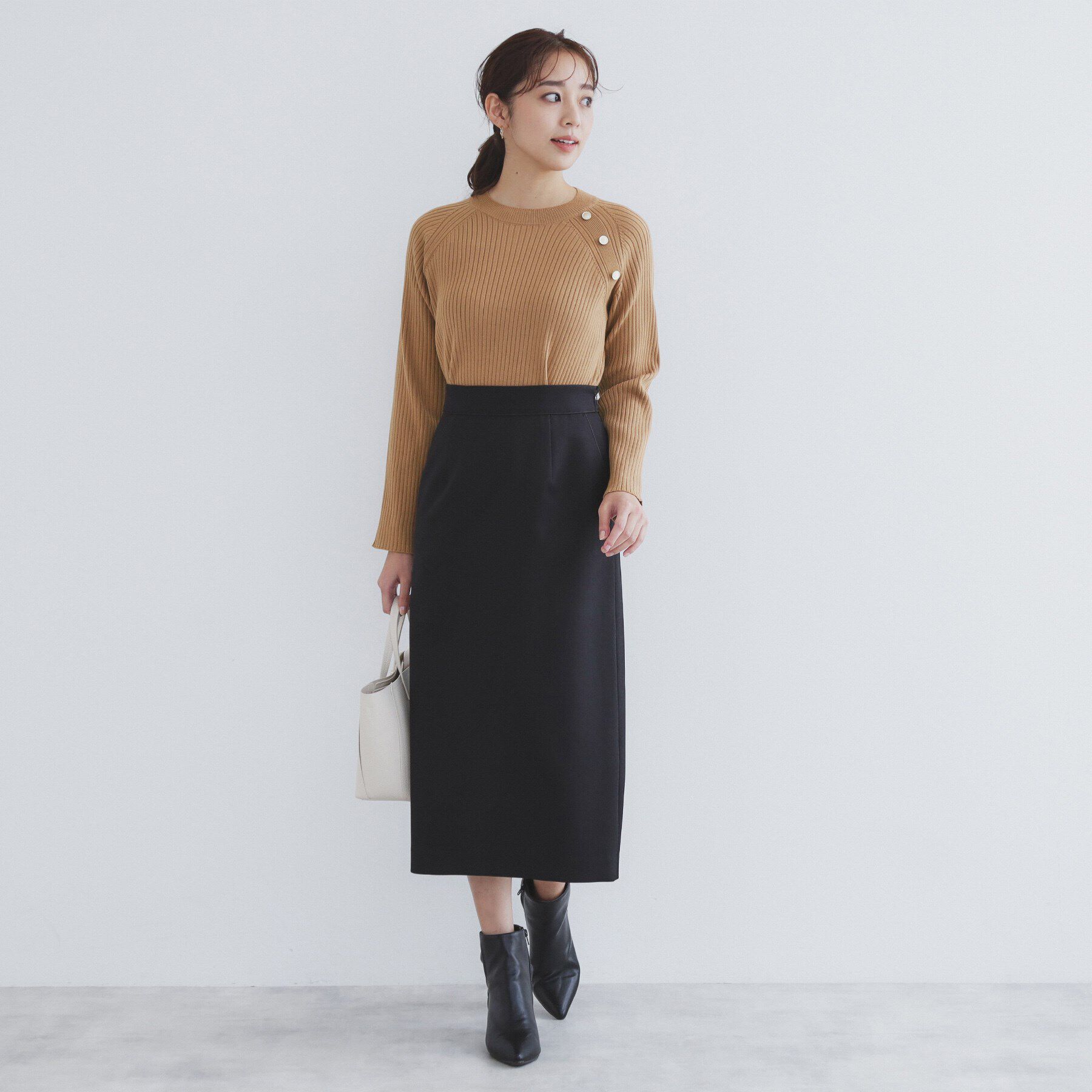 index「ゴールドボタンワイドリブニット【洗濯機可/抗ピル】」|ニット・セーター|