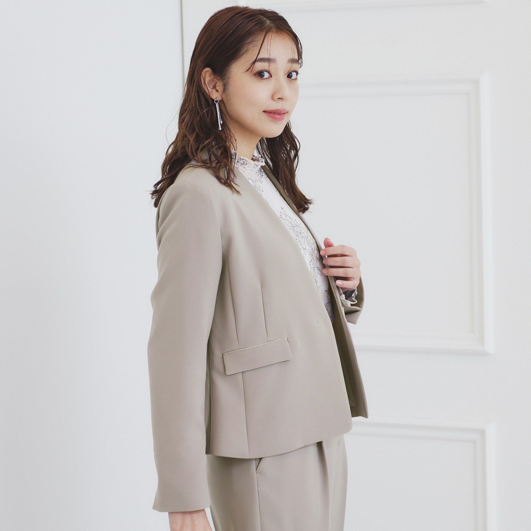 index「《通勤・セレモニー/セットアップ対応》多機能ノーカラージャケット【洗濯機洗い可/防シワ/抗ピル/スト」|ノーカラージャケット|