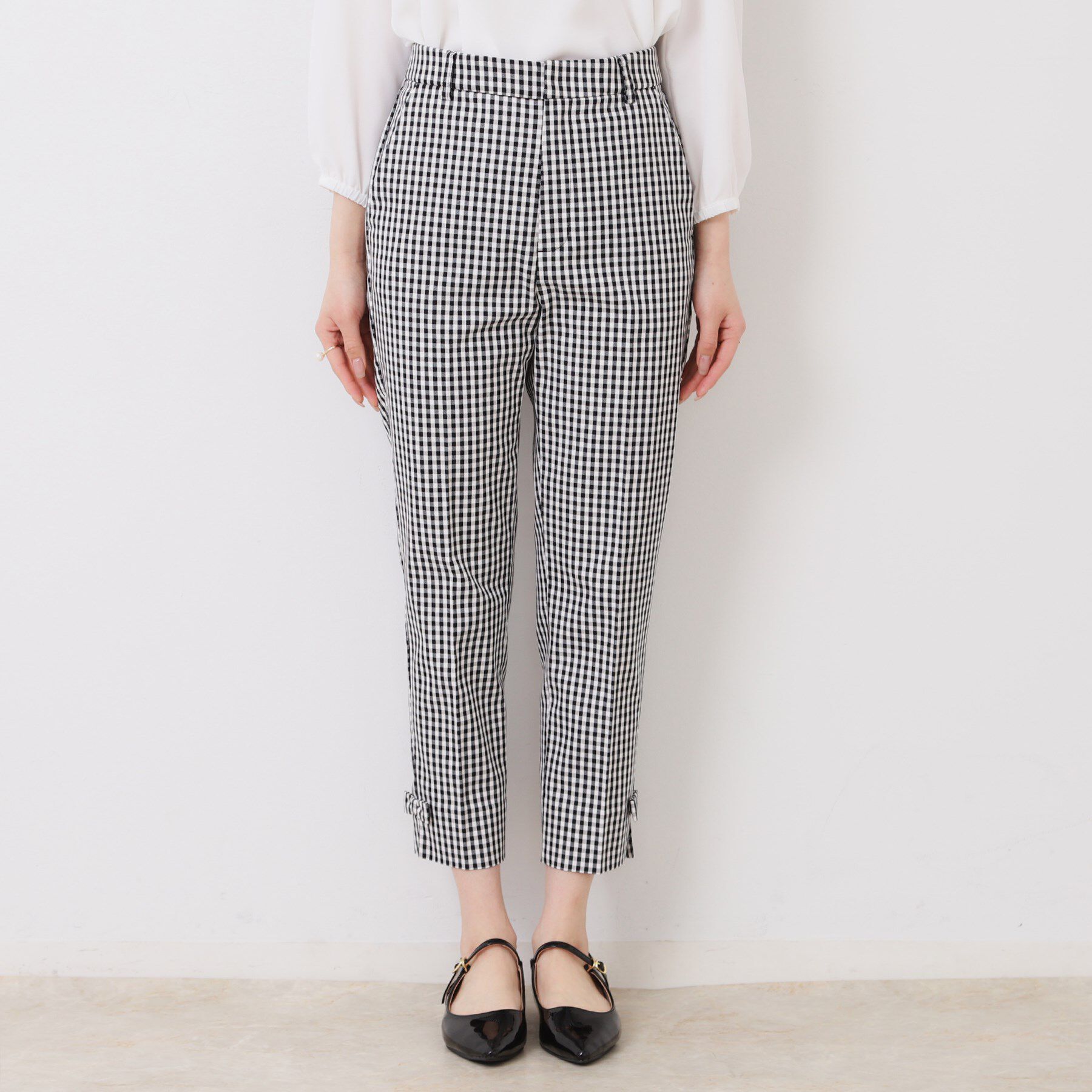 Couture broach「【スッキリ見え・美脚・通勤】リボンポイントサテストパンツ」|その他|