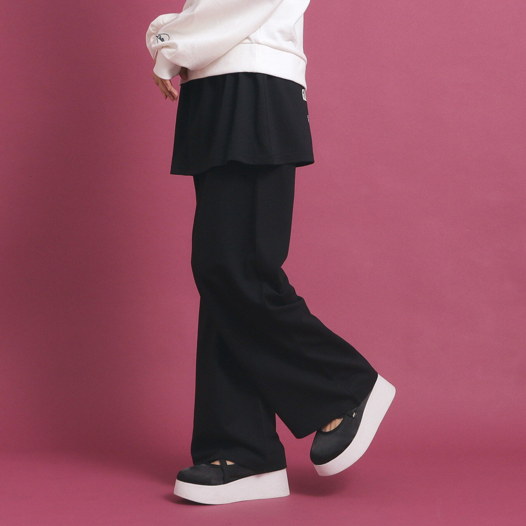 PINK-latte「バックプリントスカート付レイヤードパンツ」|その他|