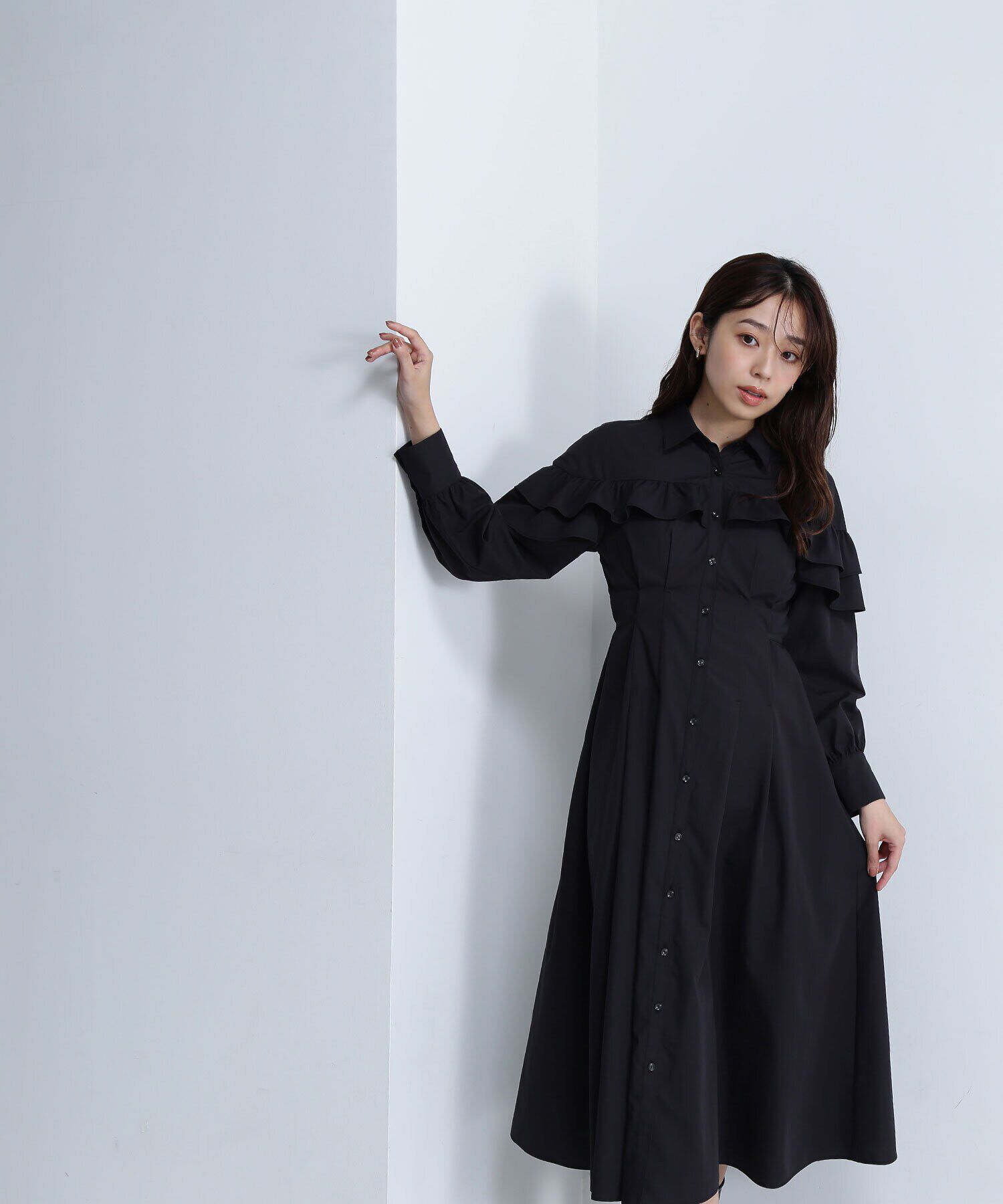  「ヨークフリルシャツワンピース　24AW」|ワンピース|