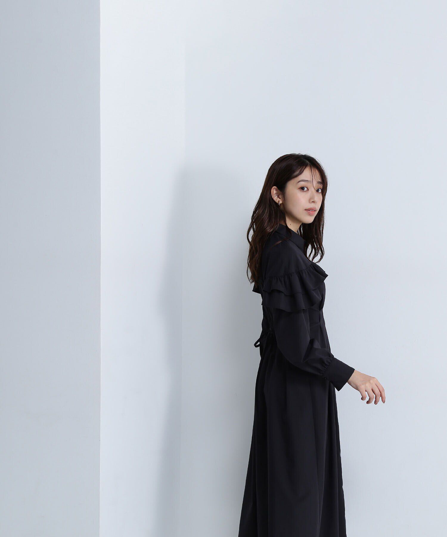  「ヨークフリルシャツワンピース　24AW」|ワンピース|