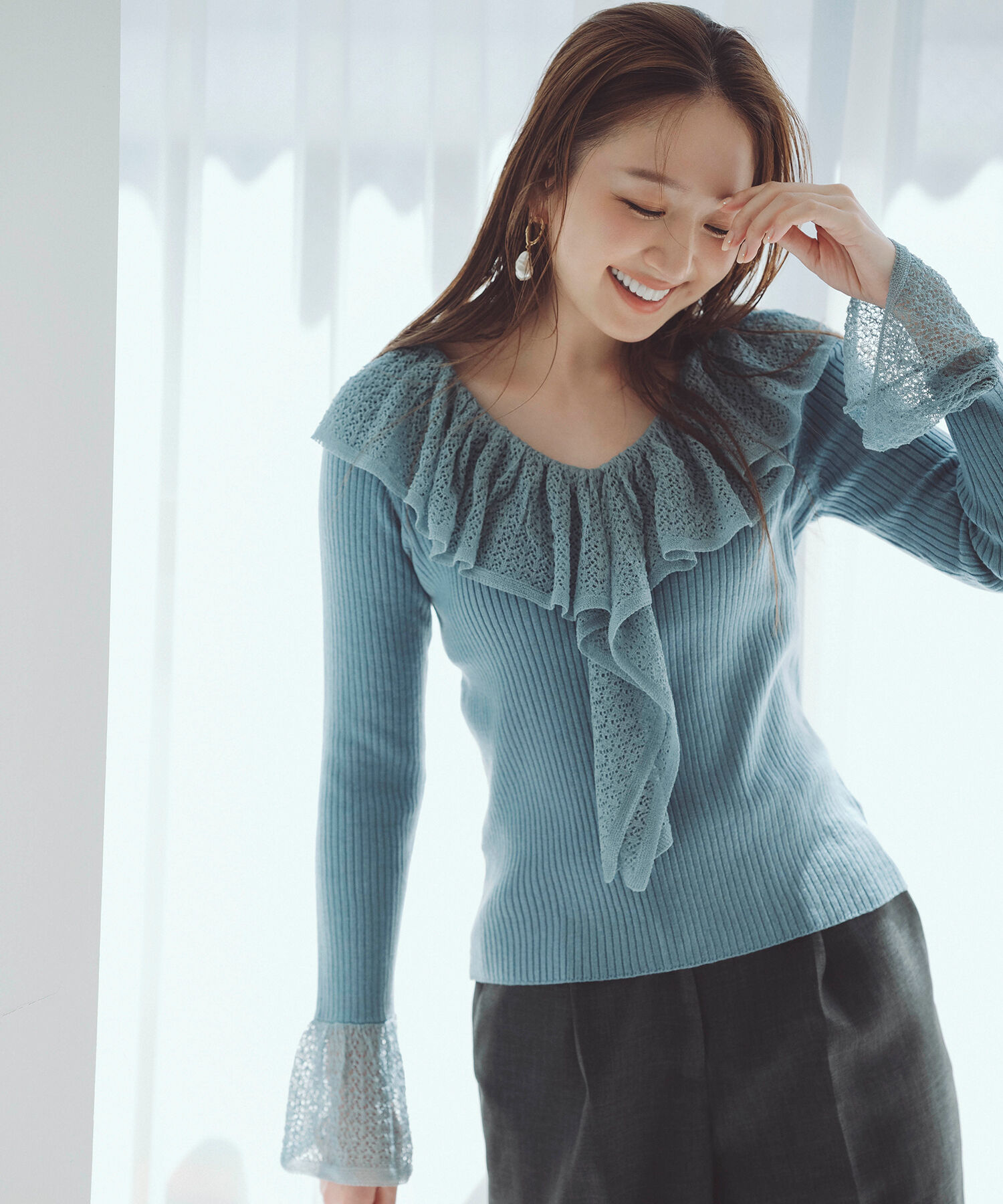  「レーストリムリブニット」|ニット・セーター|ブルー