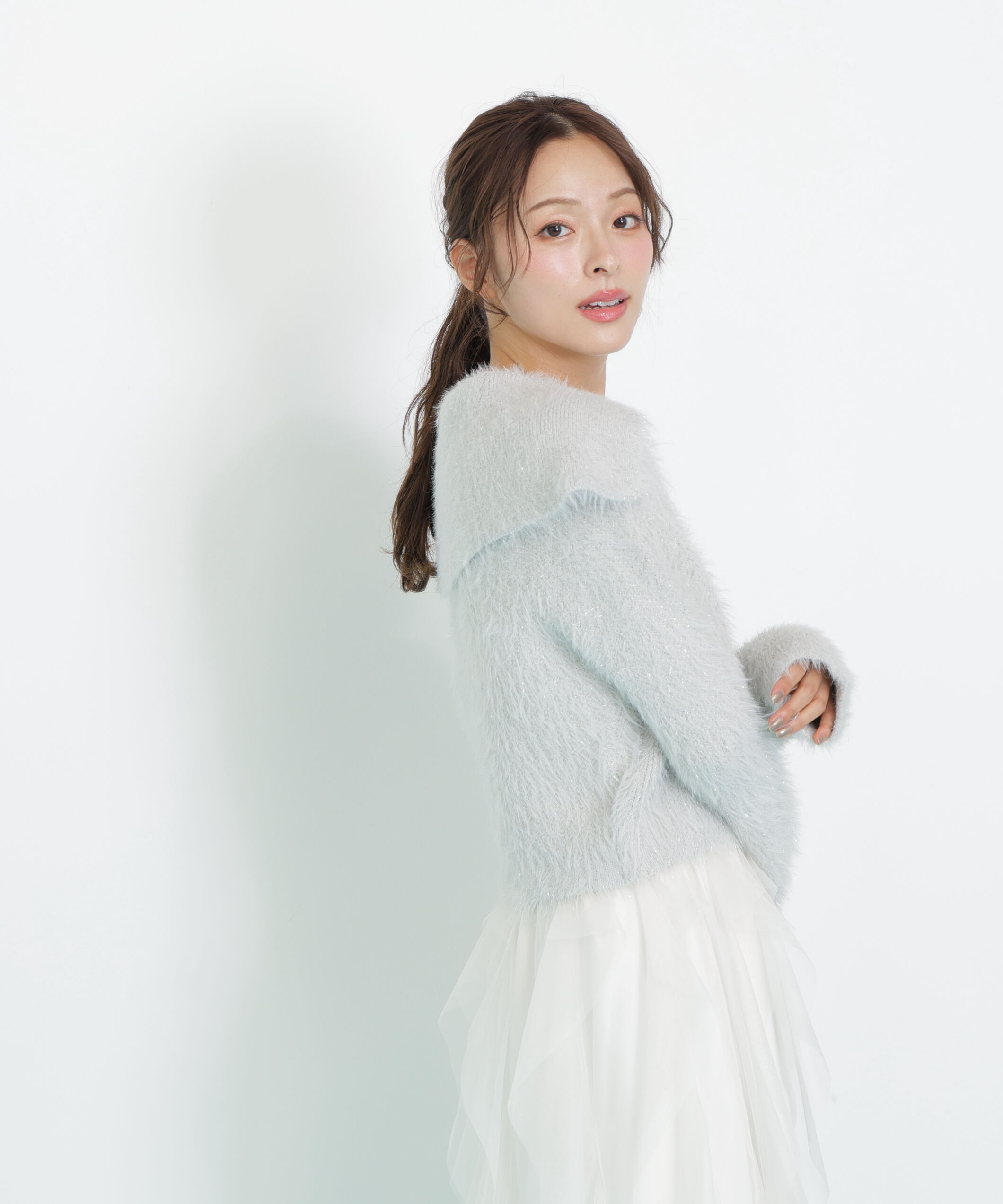 ラメフェザービッグカラーニットブルゾン｜ルミネのファッション通販