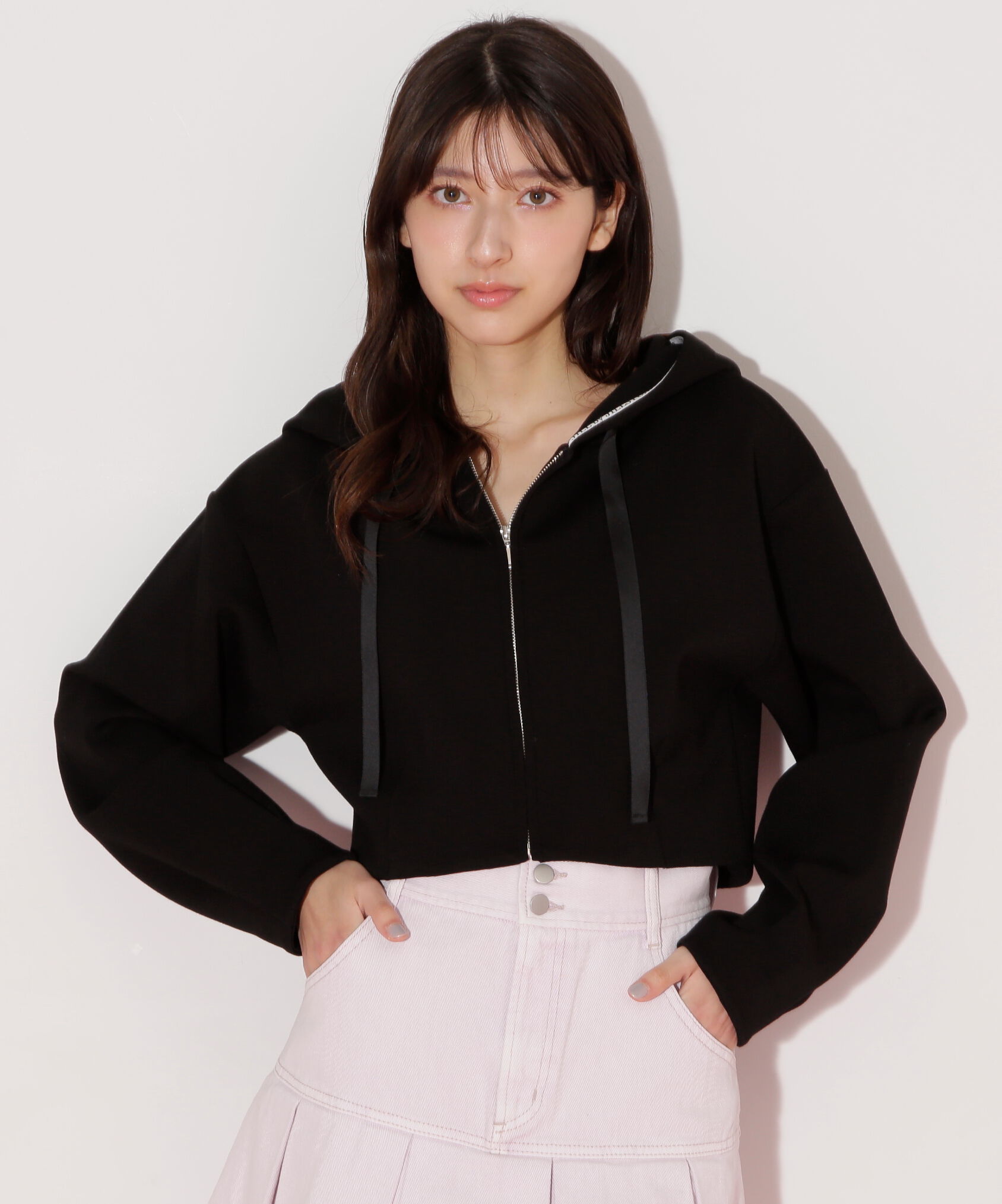  「ダイバー素材ショート丈フーディ」|Tシャツ・カットソー|