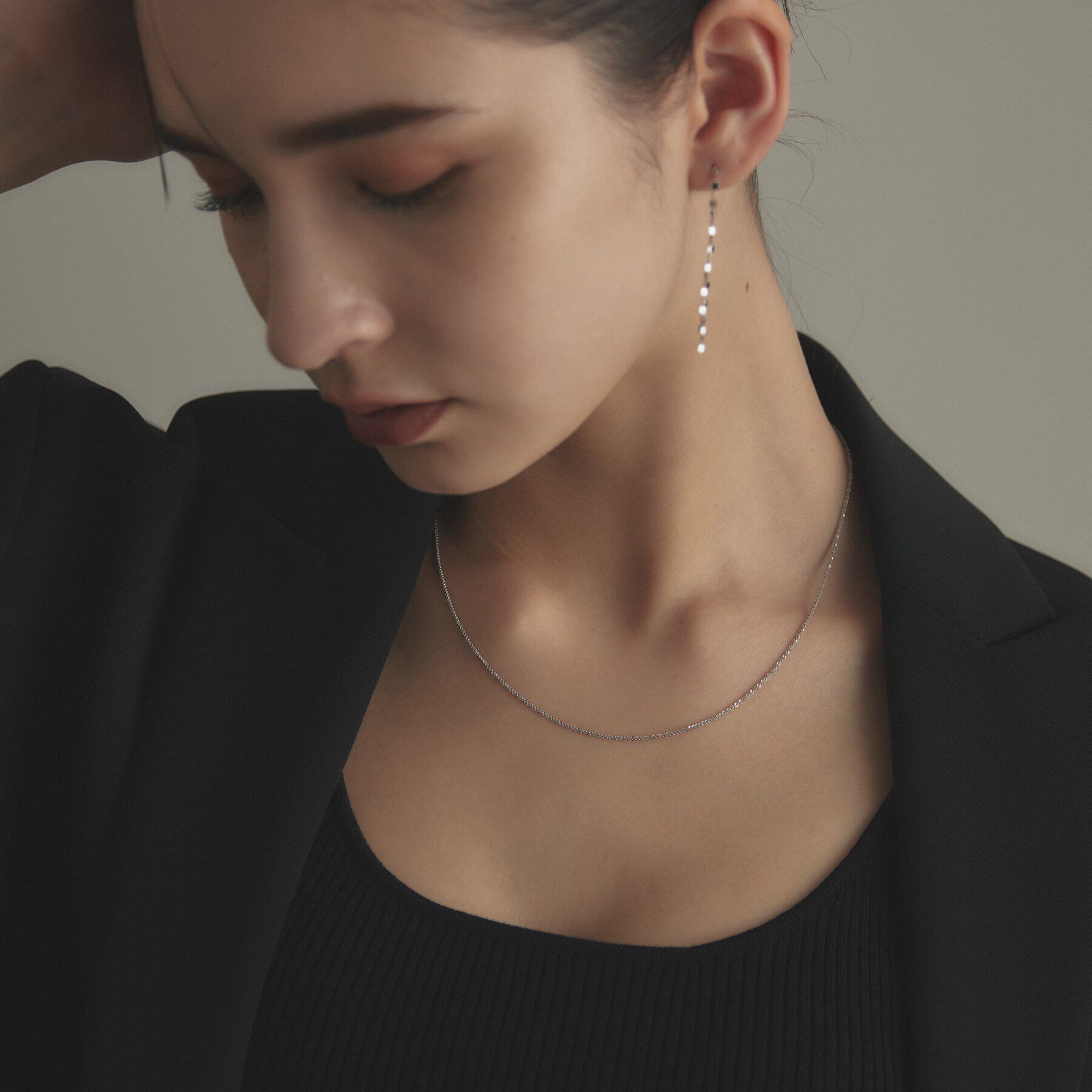 COCOSHNIK「プラチナ クリスクロスチェーン ネックレス」|ネックレス|