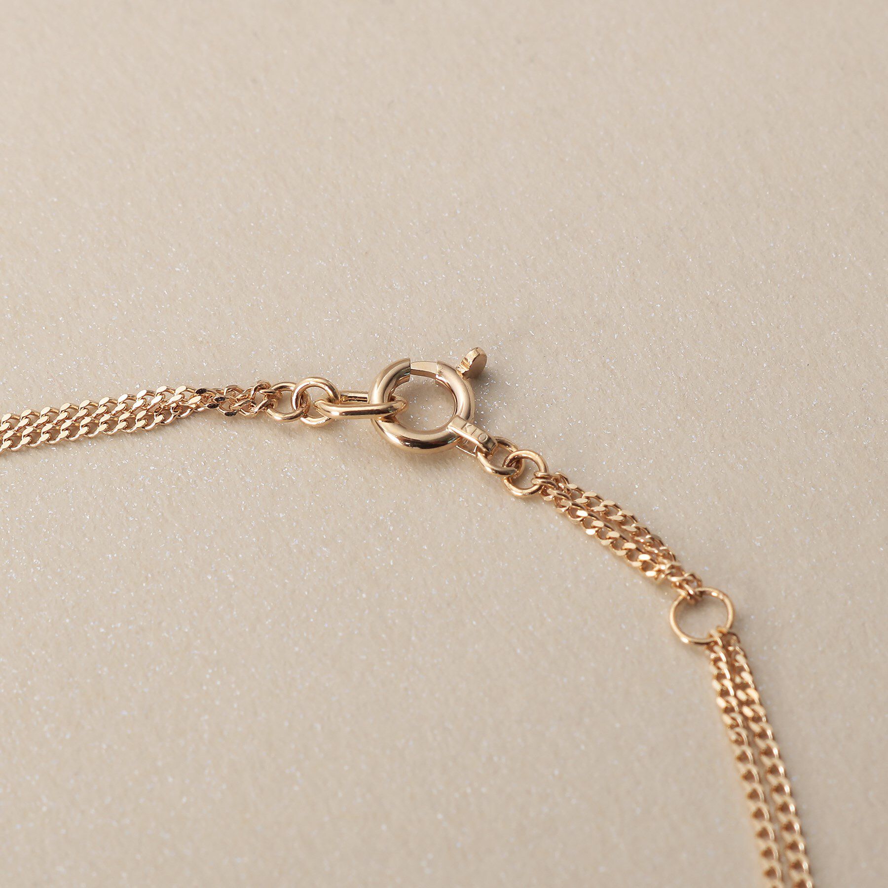 COCOSHNIK「K10中空プリムキヘイループ ブレスレット」|ブレスレット・バングル|