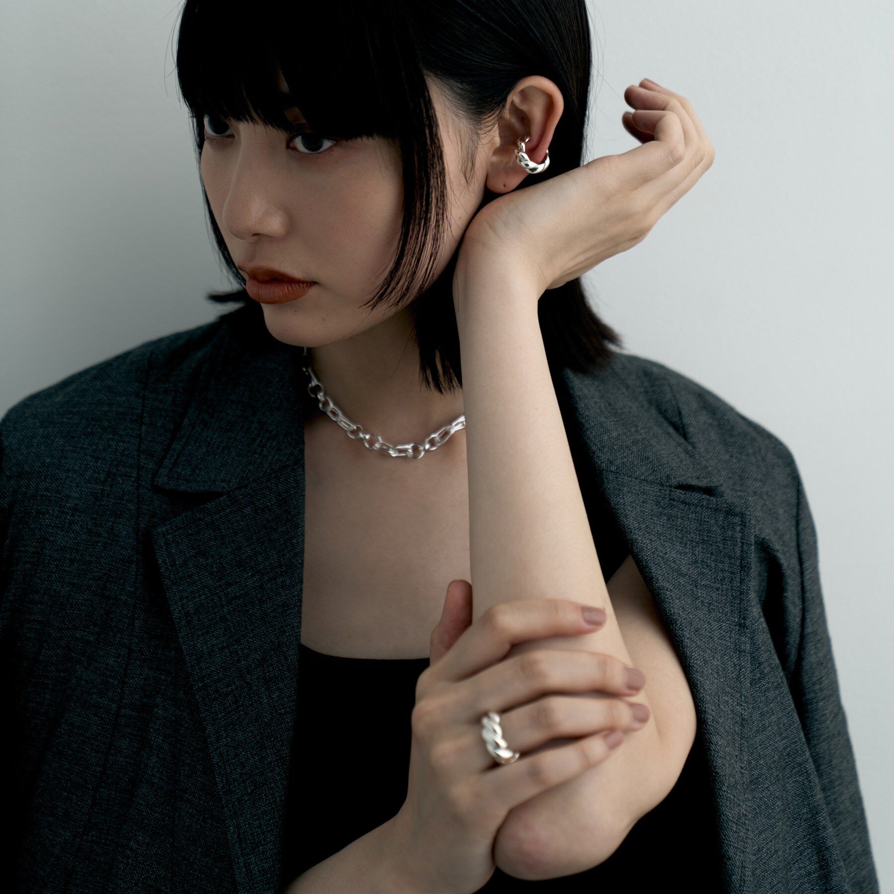 COCOSHNIK ONKITSCH「シルバー サンマルコイヤカフ」|イヤリング|