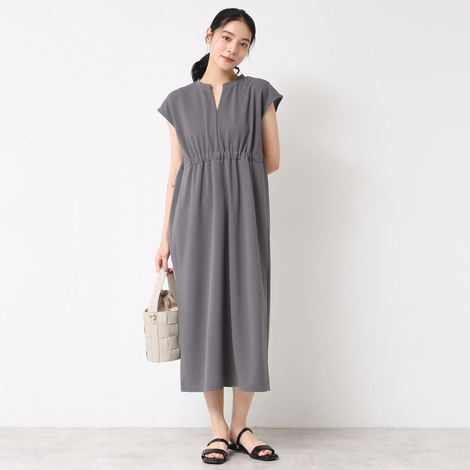 Dessin「【洗える】カットジョーゼットリラクシーワンピース」|ワンピース|