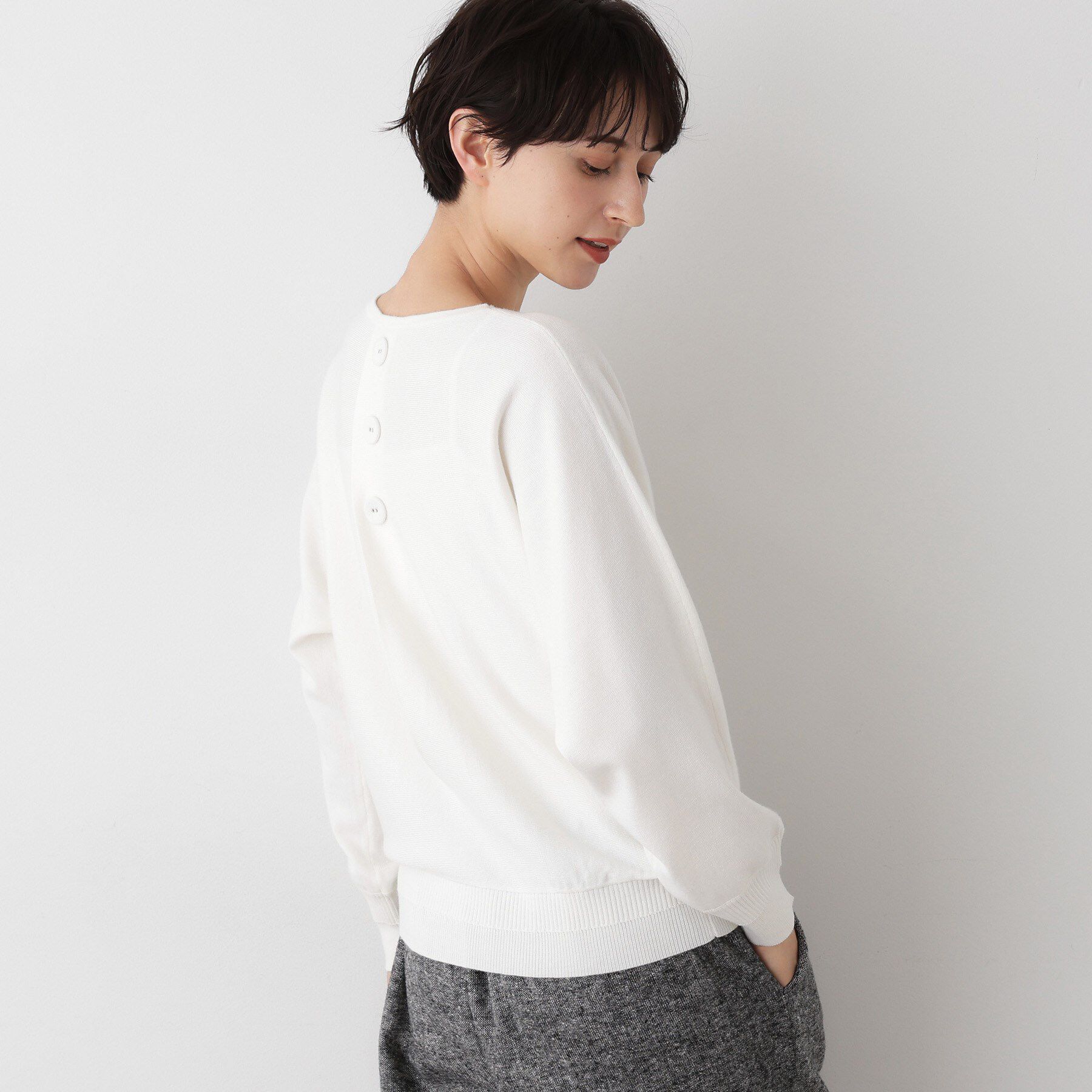 Dessin「【洗える】ウールブレンド後ろボタンニット」|ニット・セーター|