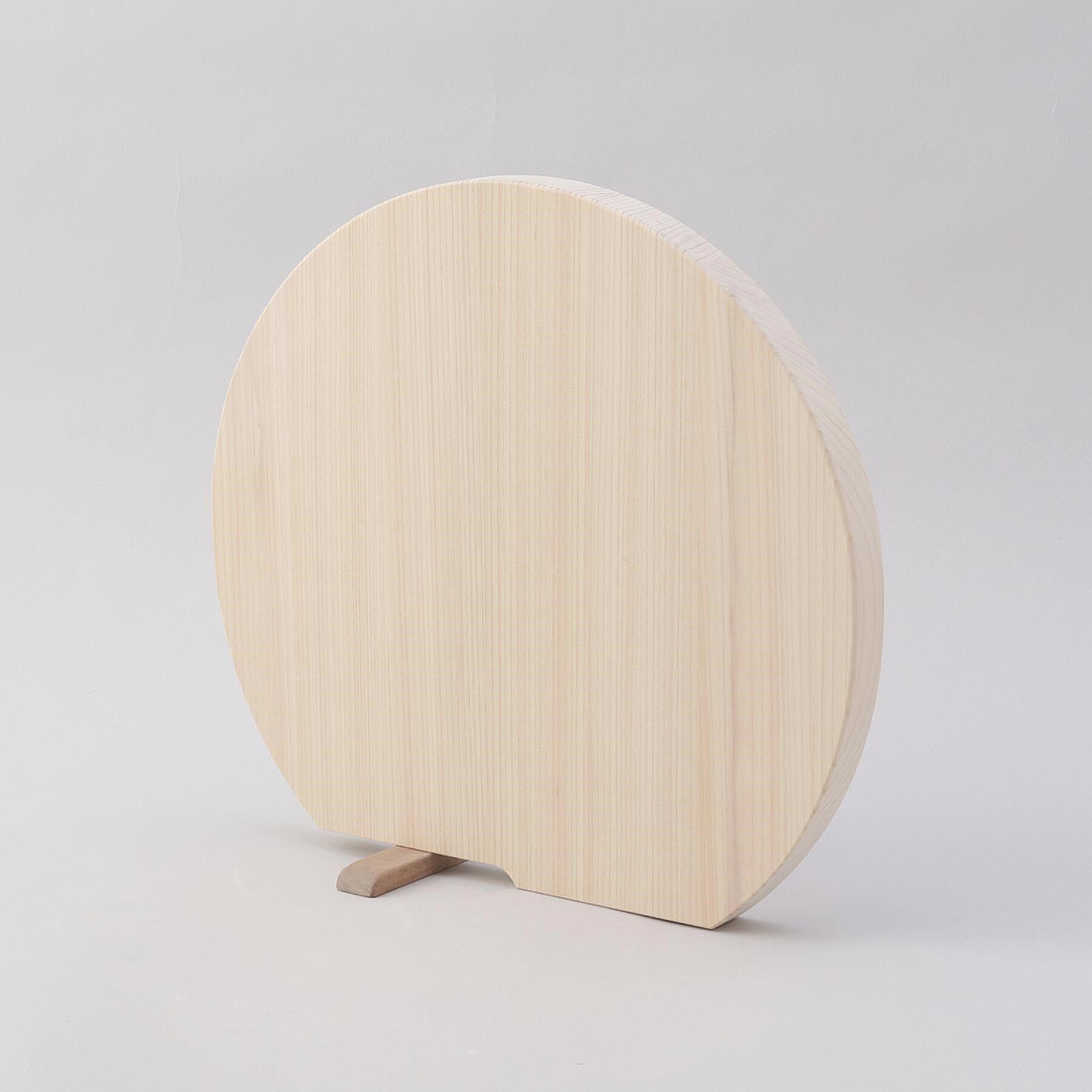 212 KITCHEN STORE「HIDANOKI 立つまるいまな板 M」|食器・キッチングッズ|