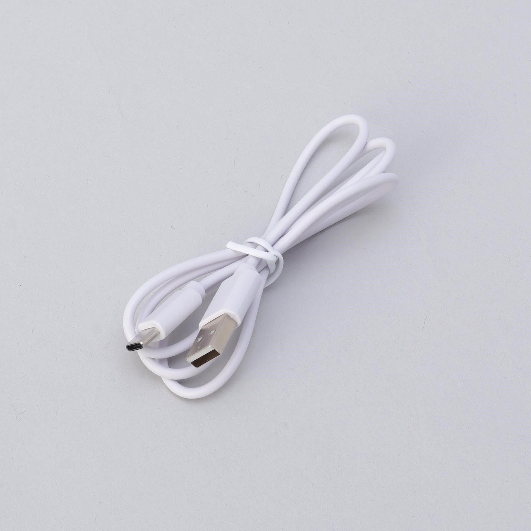 212 KITCHEN STORE「ラウンドミニデスクファン 首振り機能付 WH」|その他|