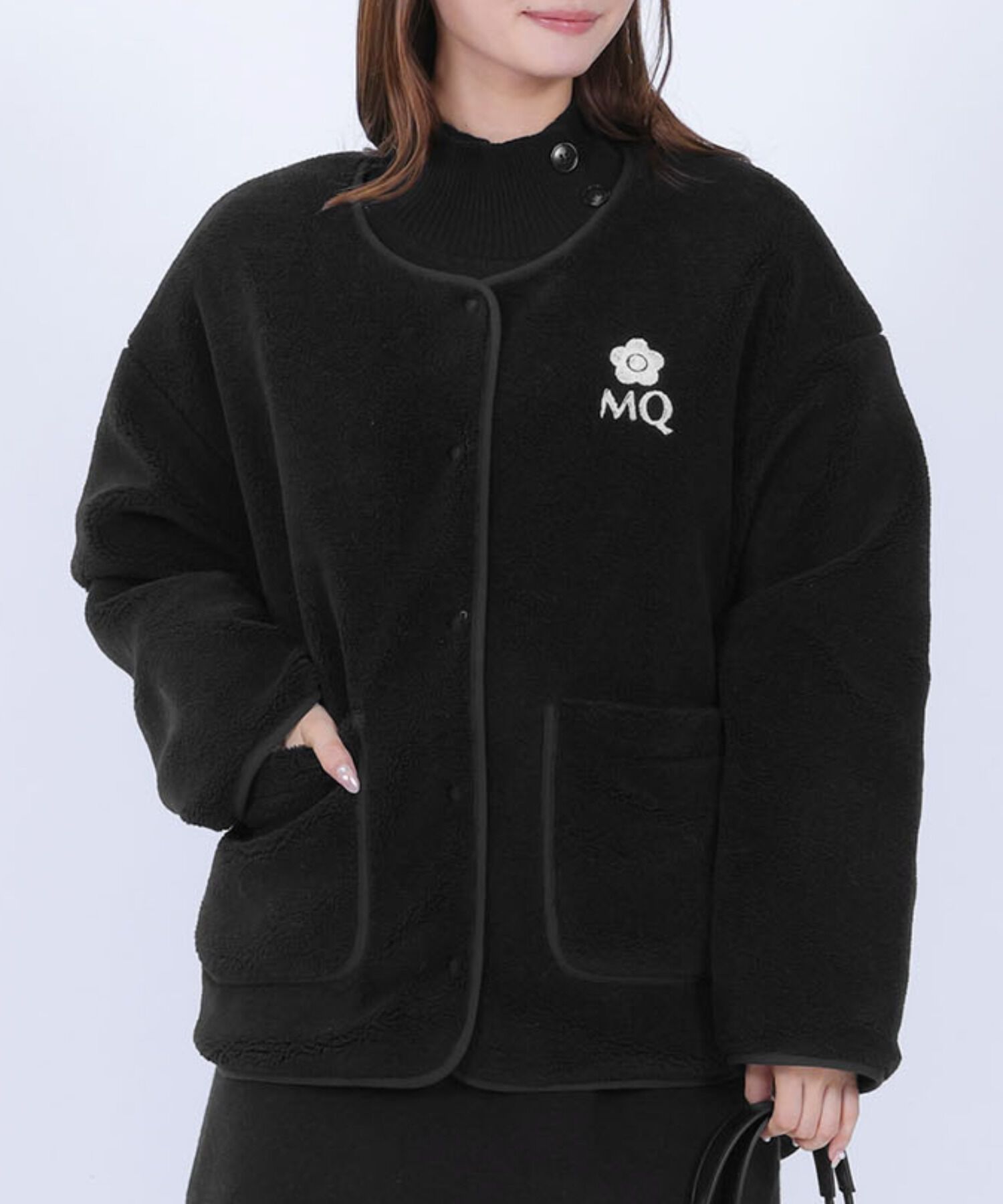 MARY QUANT「MQロゴボア ブルゾン」|ブルゾン・スタジャン|ブラック