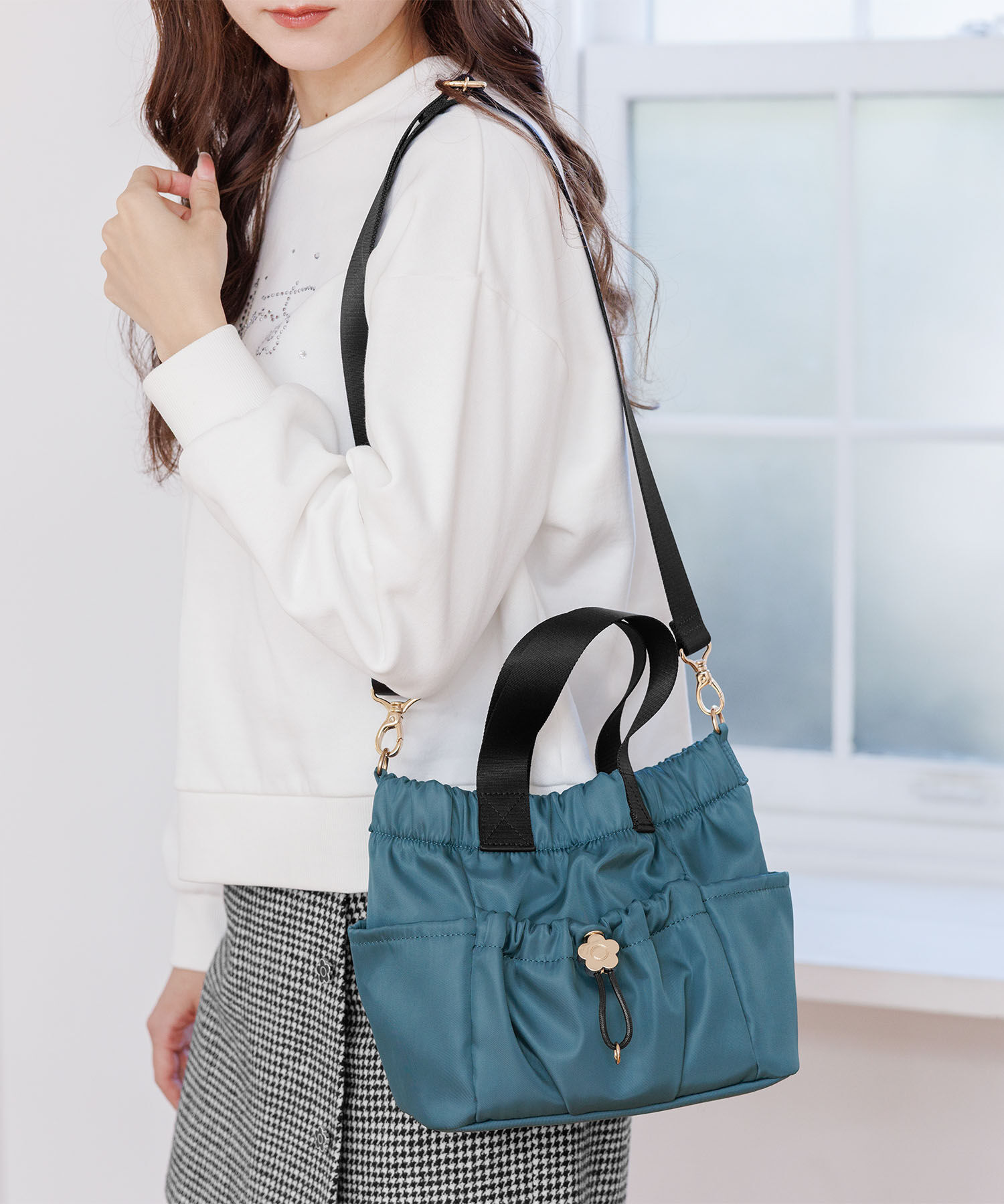 MARY QUANT「デイジードロストポケット 2WAYミニトート」|トートバッグ|