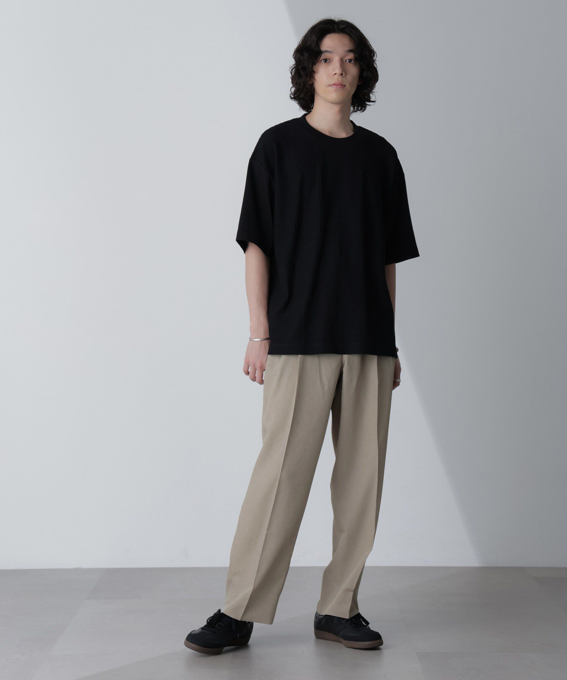 nano･universe「テックリネンリラックスタックテーパードパンツ（セットアップ可）」|チノ|