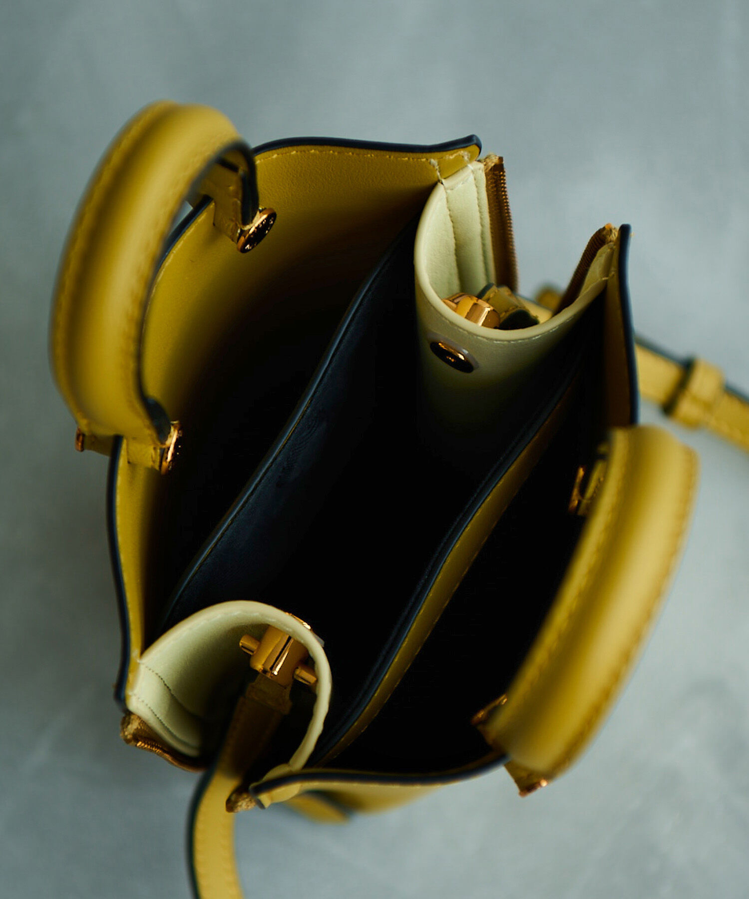 ROPE「【E'POR】Y BAG Micro（サイドジップマイクロショルダーバッグ）/一部WEB限定」|ショルダー・メッセンジャー|