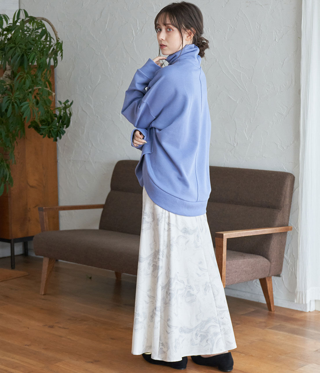 VIS「くるみ釦サテンナロースカート」|スカート|