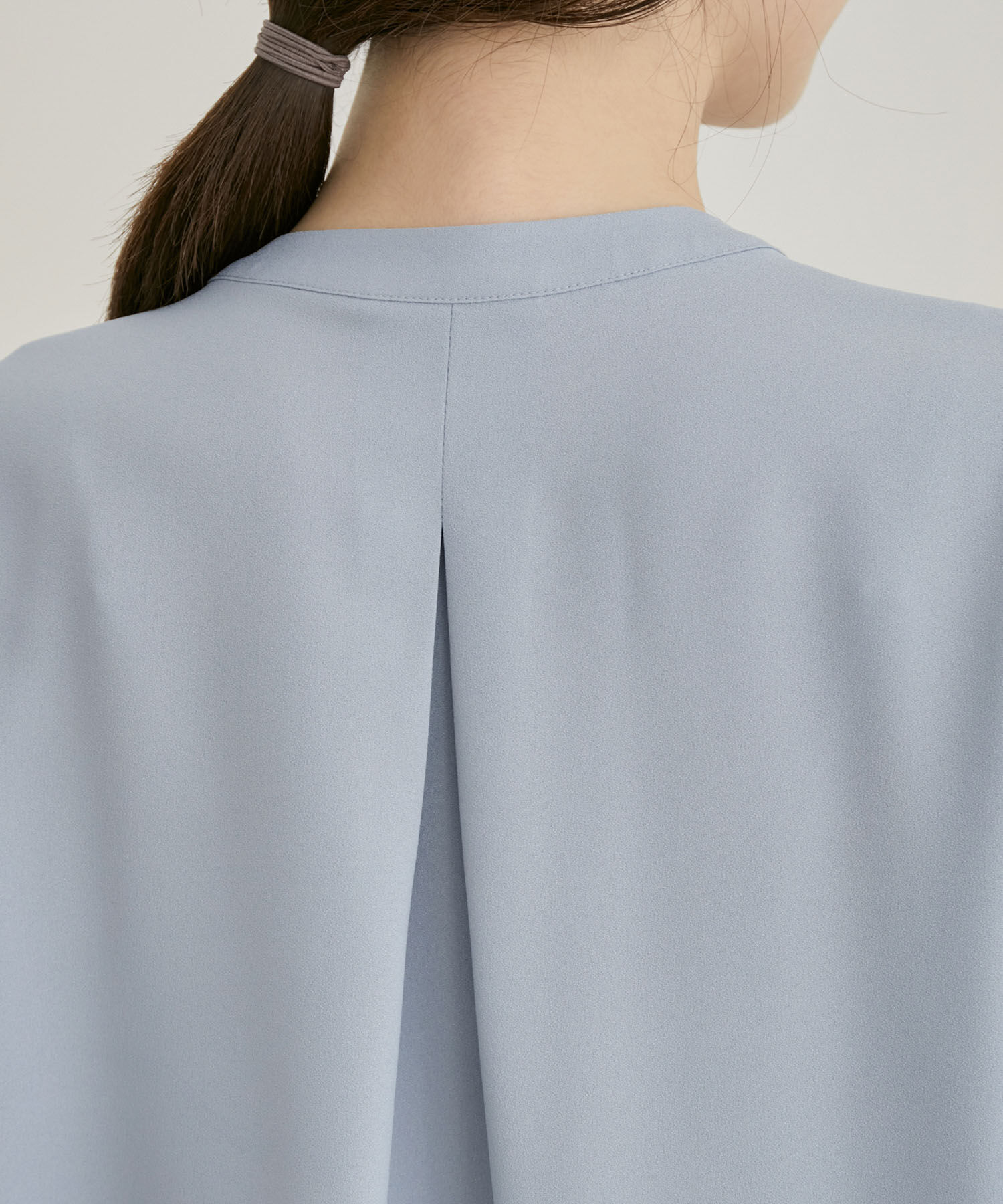 VIS「【洗える・EASYCARE】フロントタック長袖ブラウス【sustainable】」|シャツ・ブラウス|