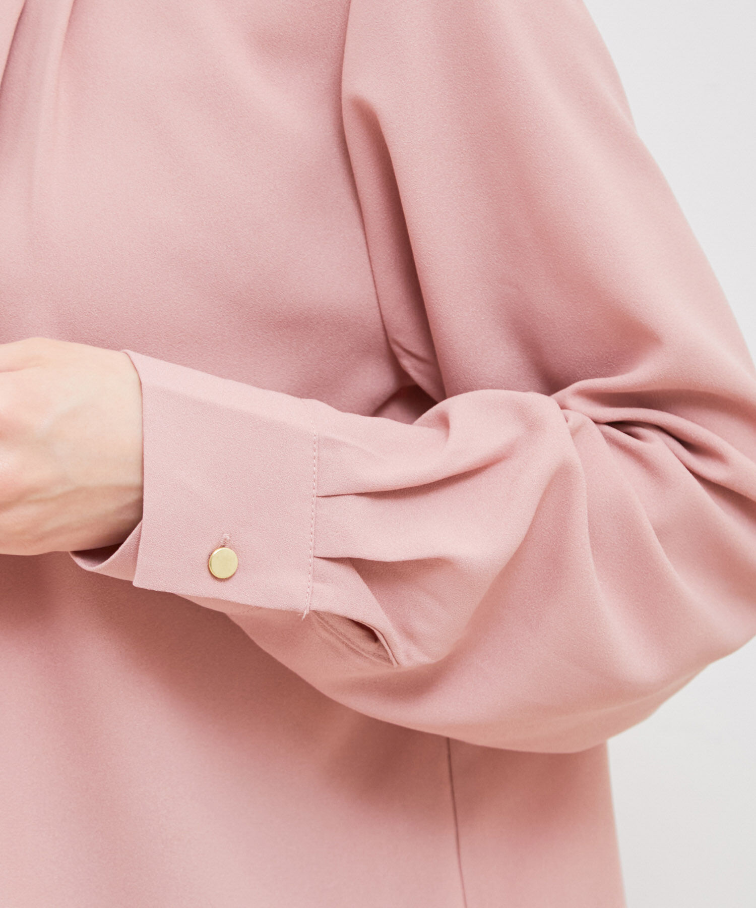 VIS「【洗える・EASYCARE】フロントタック長袖ブラウス【sustainable】」|シャツ・ブラウス|