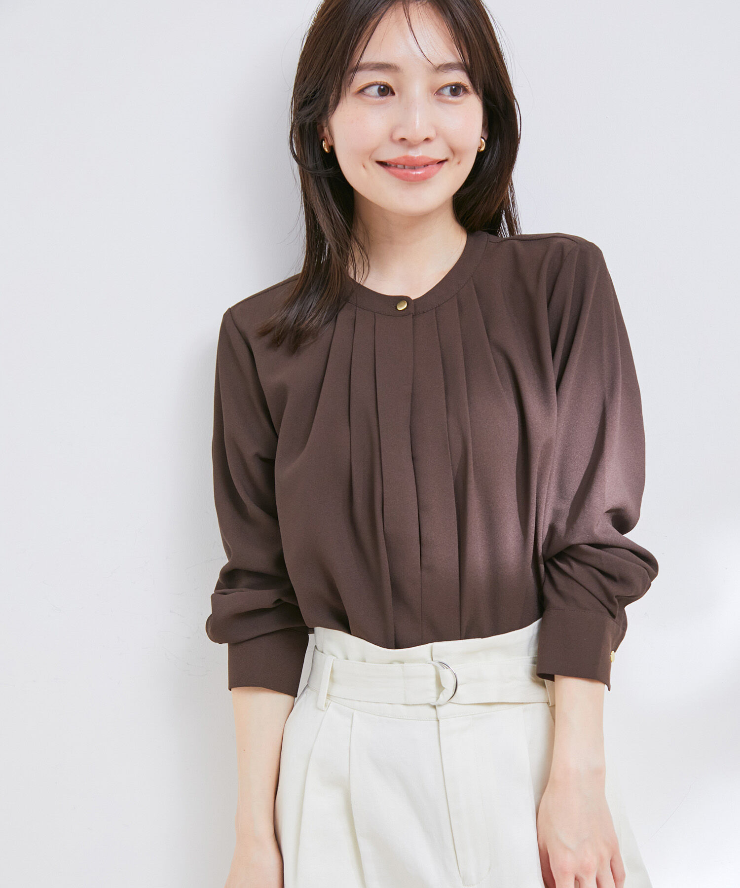 VIS「【洗える・EASYCARE】フロントタック長袖ブラウス【sustainable】」|シャツ・ブラウス|