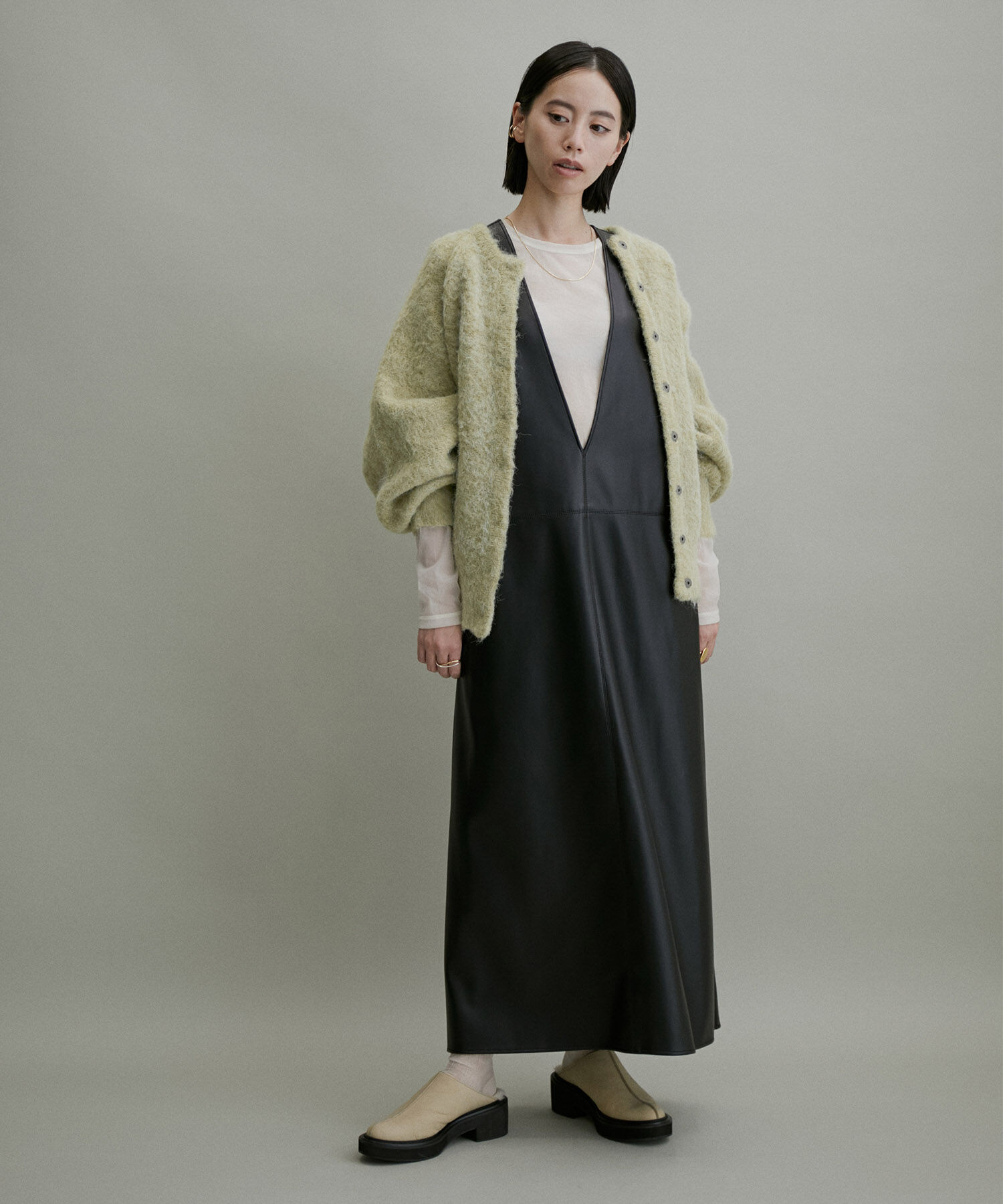 ADAM ET ROPE'「【WEB限定(一部店舗展開あり)】ファーニットミドルカーディガン」|カーディガン|