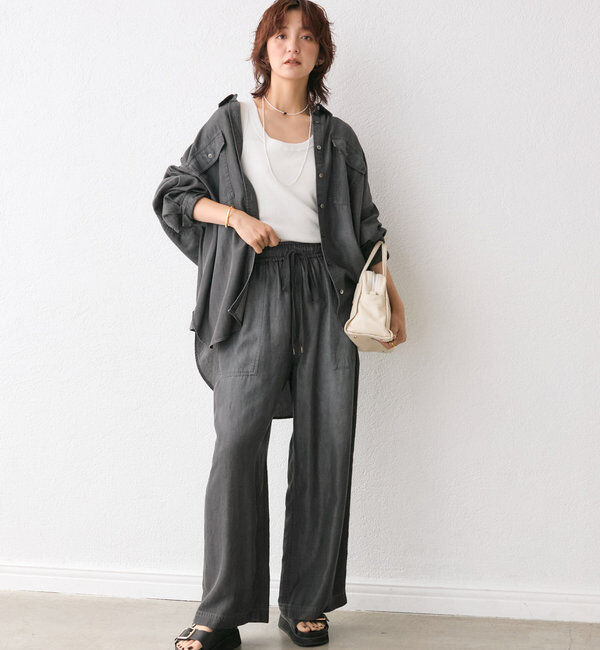  「【スタイリッシュな印象に】シルバービーズポイントショートネックレス」|ブローチ・コサージュ|