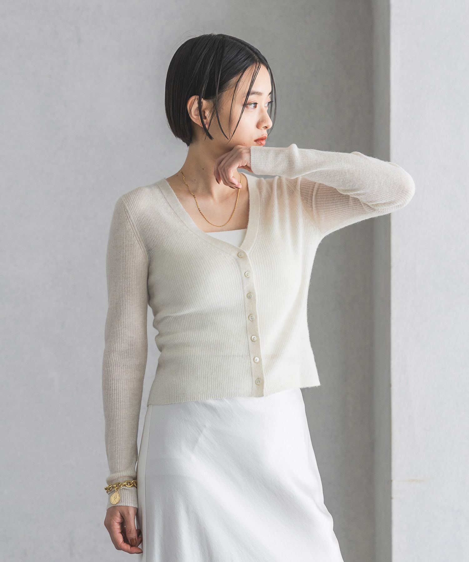 A part by 「14GシアーウールVネックカーディガン」|ニット・セーター|