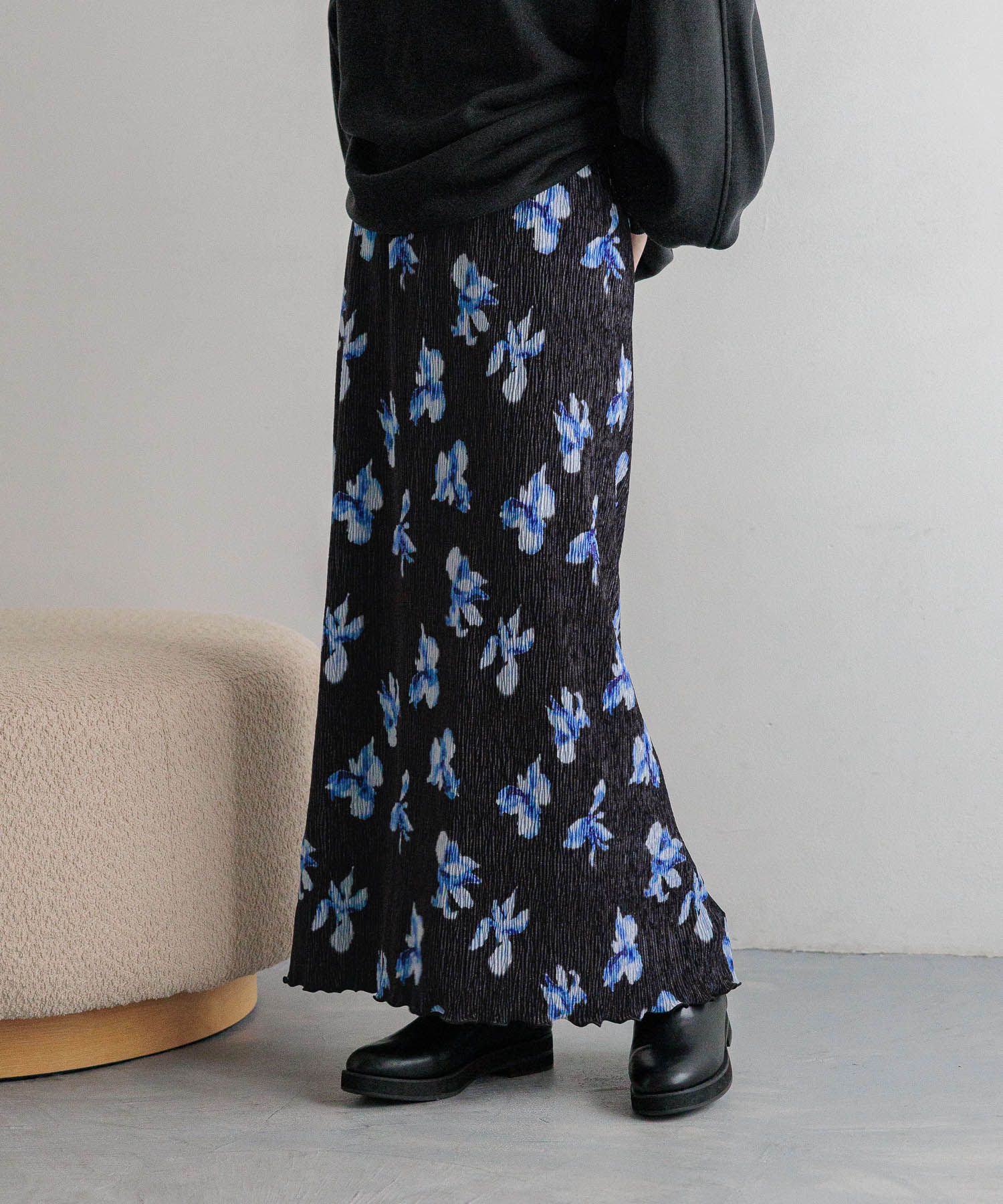 LOWRYS FARM「シャイニーベロアタイトスカート」|スカート|GRY0ｶﾞﾗ