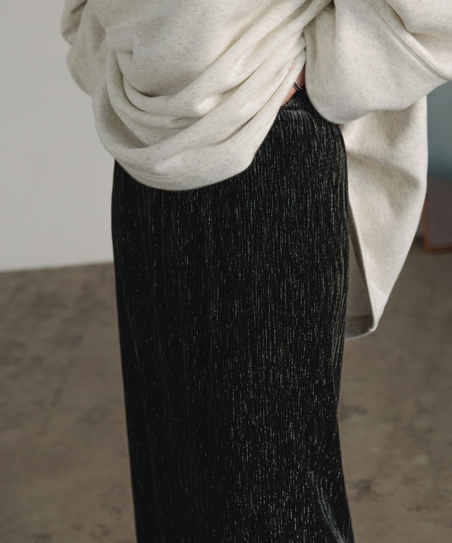 LOWRYS FARM「シャイニーベロアタイトスカート」|スカート|