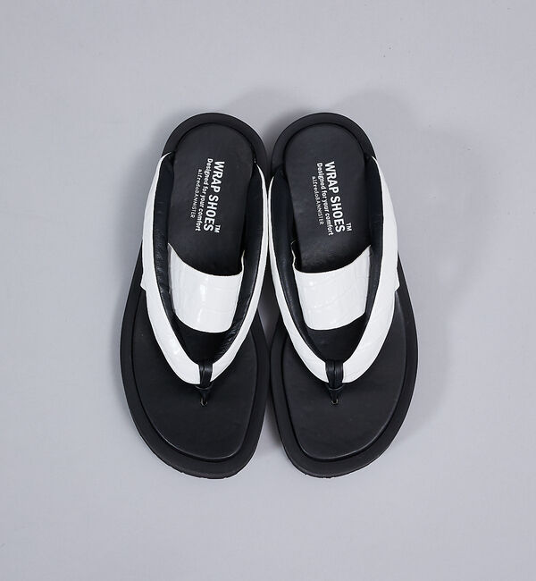 alfredoBANNISTER「＜クロコ型押し＞【WRAP SHOES】ボリュームソール雪駄 トングサンダル」|サンダル|