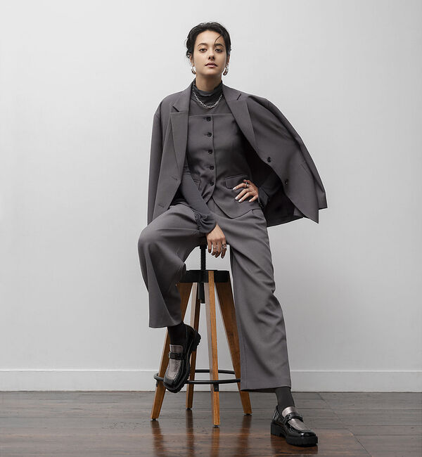 AU BANNISTER「浦浜アリサ&times;Au BANNISTERコラボ オブリークトゥローファー」|ローファー|