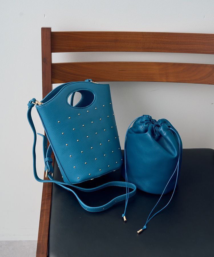YECCA VECCA「【kakatoo】スタッズショルダーバッグ」|ショルダー・メッセンジャー|Blue
