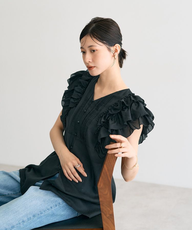 YECCA VECCA「ラッフルVネックブラウス」|シャツ・ブラウス|