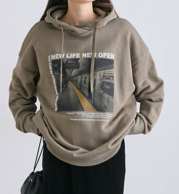  「フォトプリント裏毛パーカー」|プルオーバー|