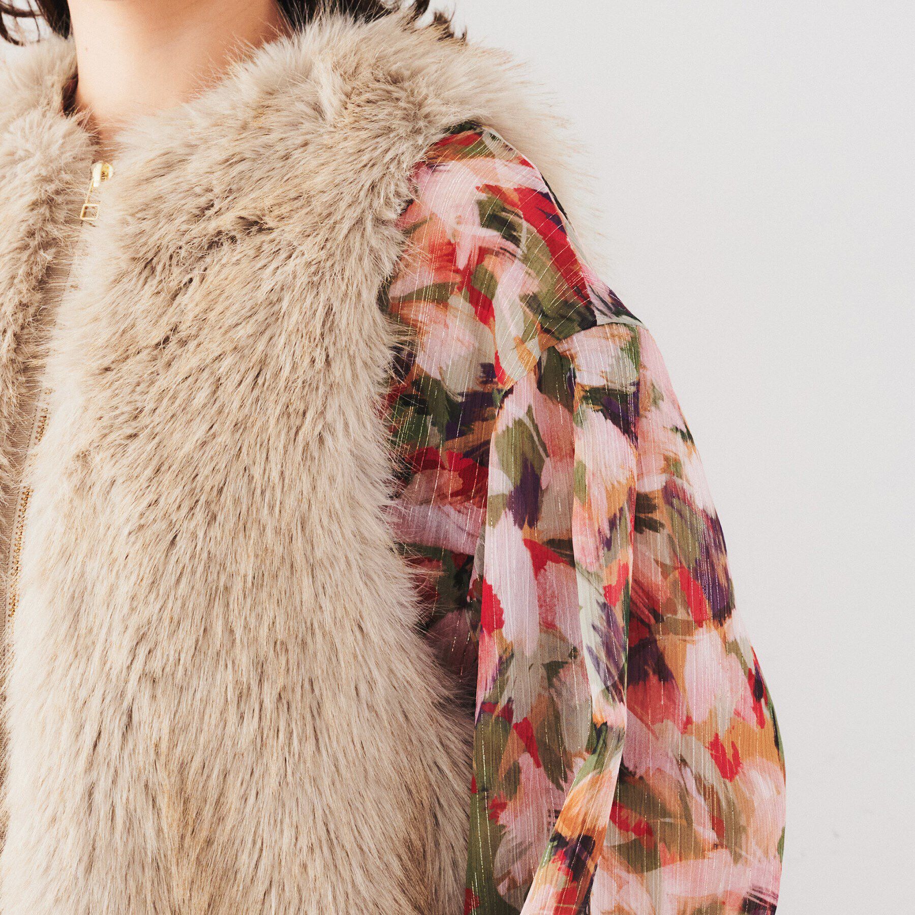 UNTITLED「【トレンド/モード】フェイクファーベスト」|ベスト・ジレ|